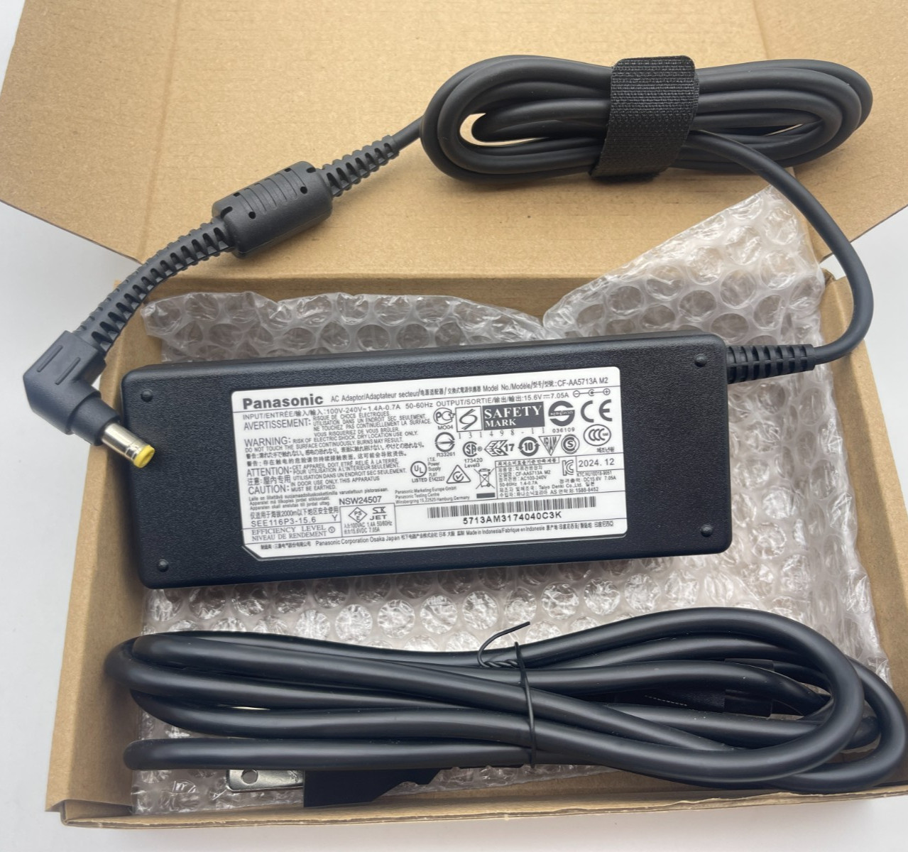 Original 110W 15.6V Charger For Panasonic CF-19 CF-31 CF-52 CF-53 CF-74 Series