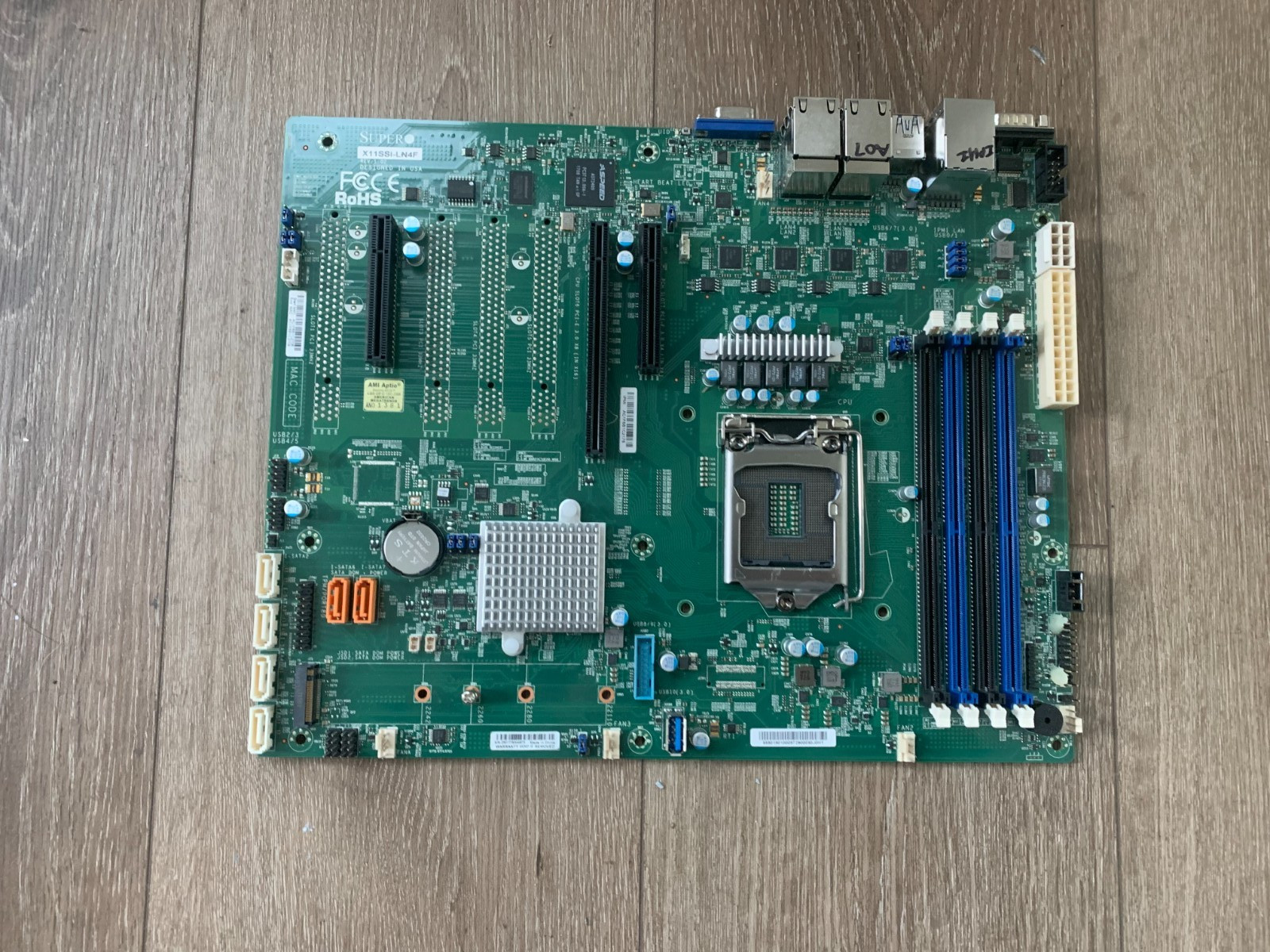 Supermicro X11SSi-LN4F H4 LGA 1151 socket  Server Motherboard