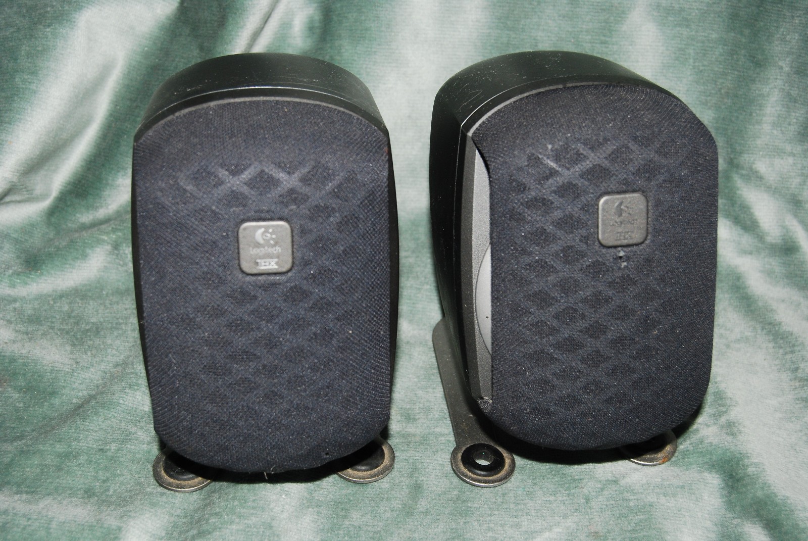 Pair of Logitech THX Z-680 Satellite Speakers