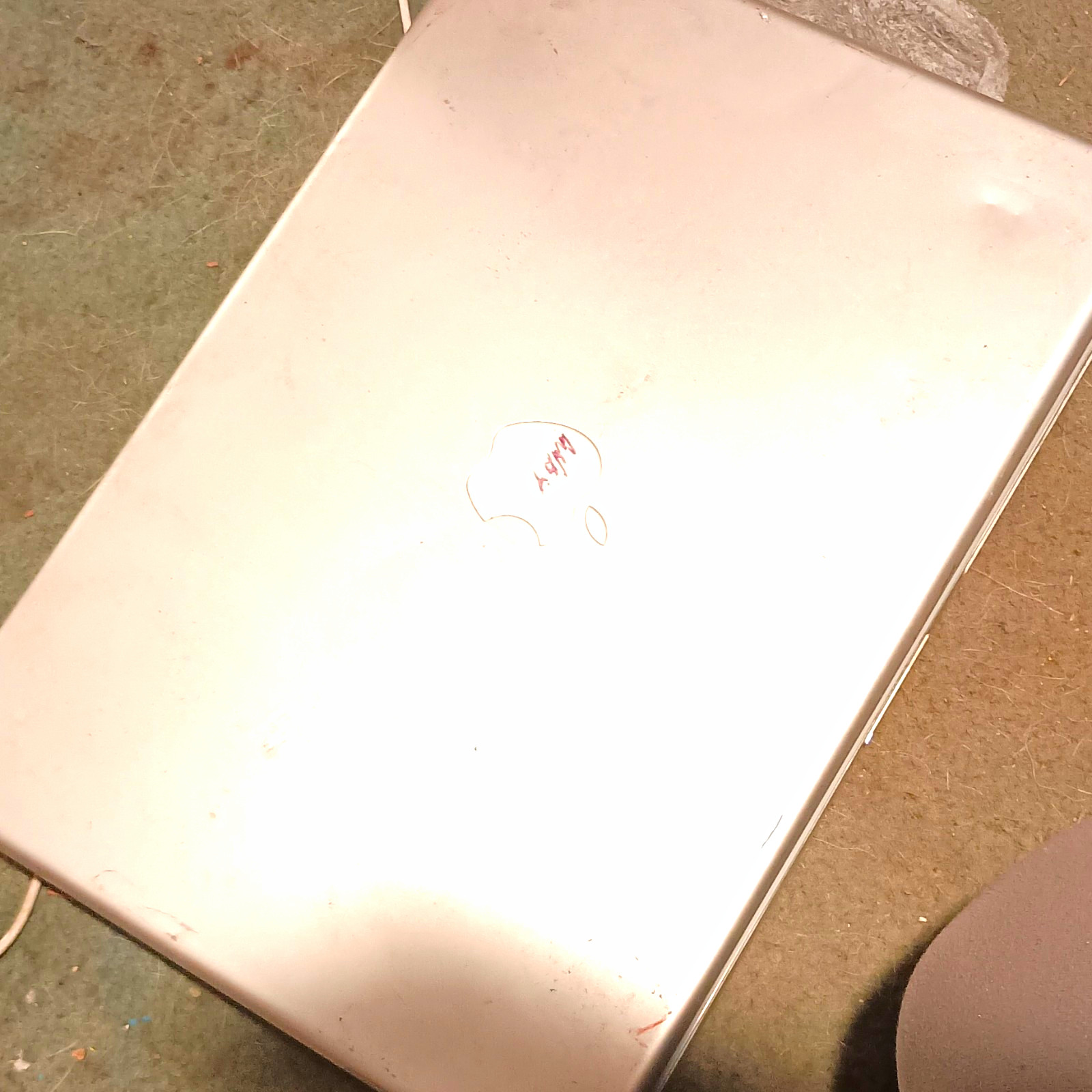 Apple PowerBook G4 12.1in Silver 1.33GHz 512MB 60GB HDD Mac OS X 10.4