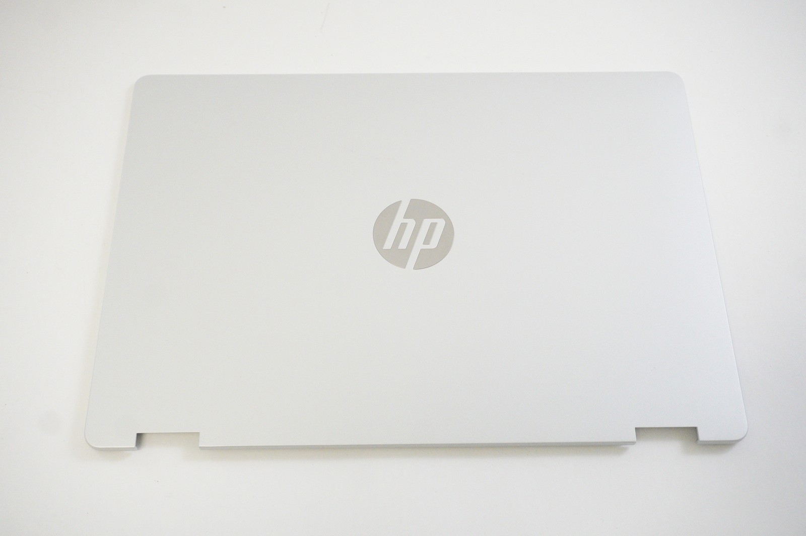 P35301-001 Hp LCD Back Cover W/ Antenna Glacier Silver 14-FP0023DX