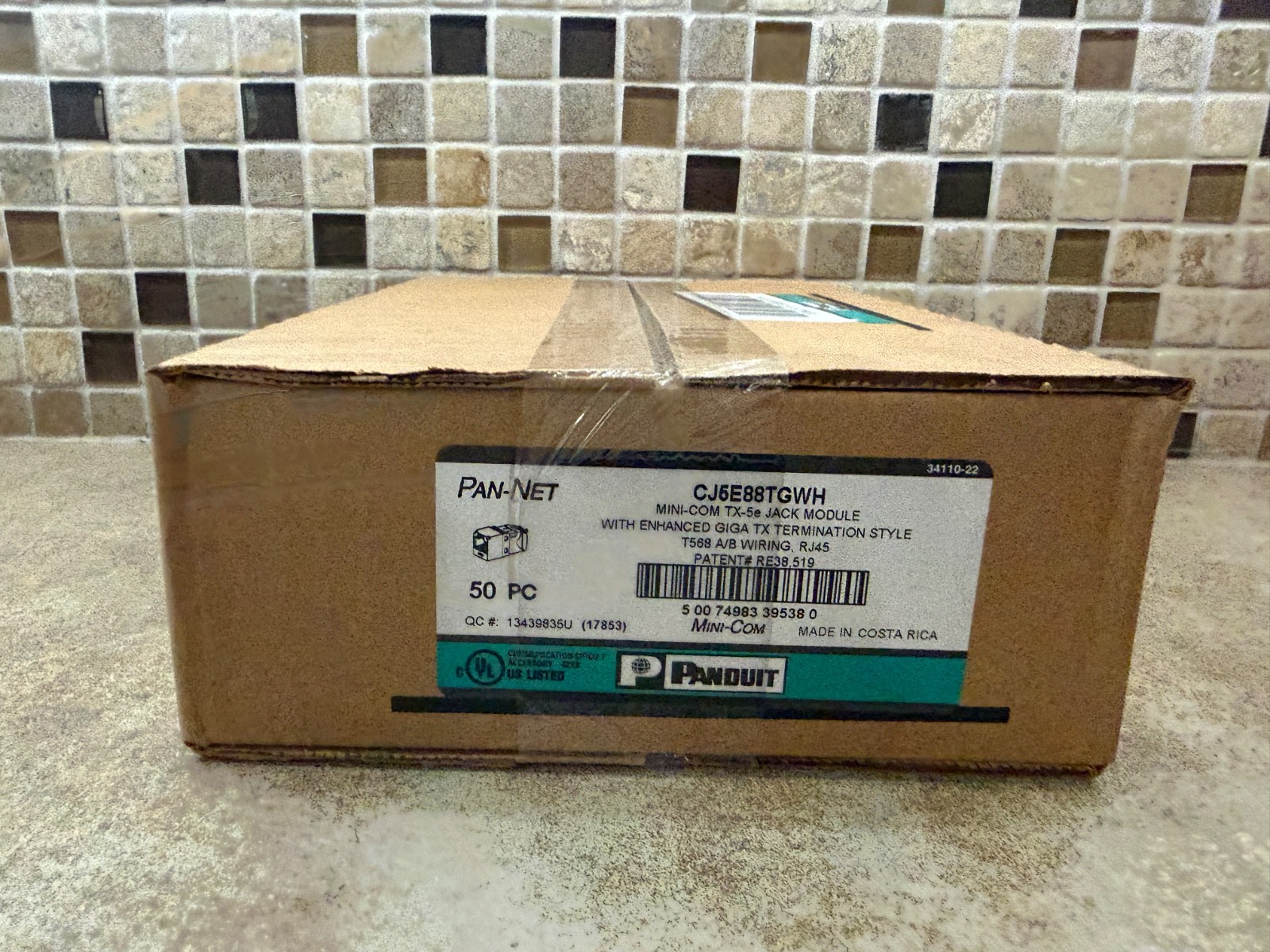 Lot of 50 Panduit CJ5E88TGWH Cat5e TX-5e Mini-Com Jack White Red