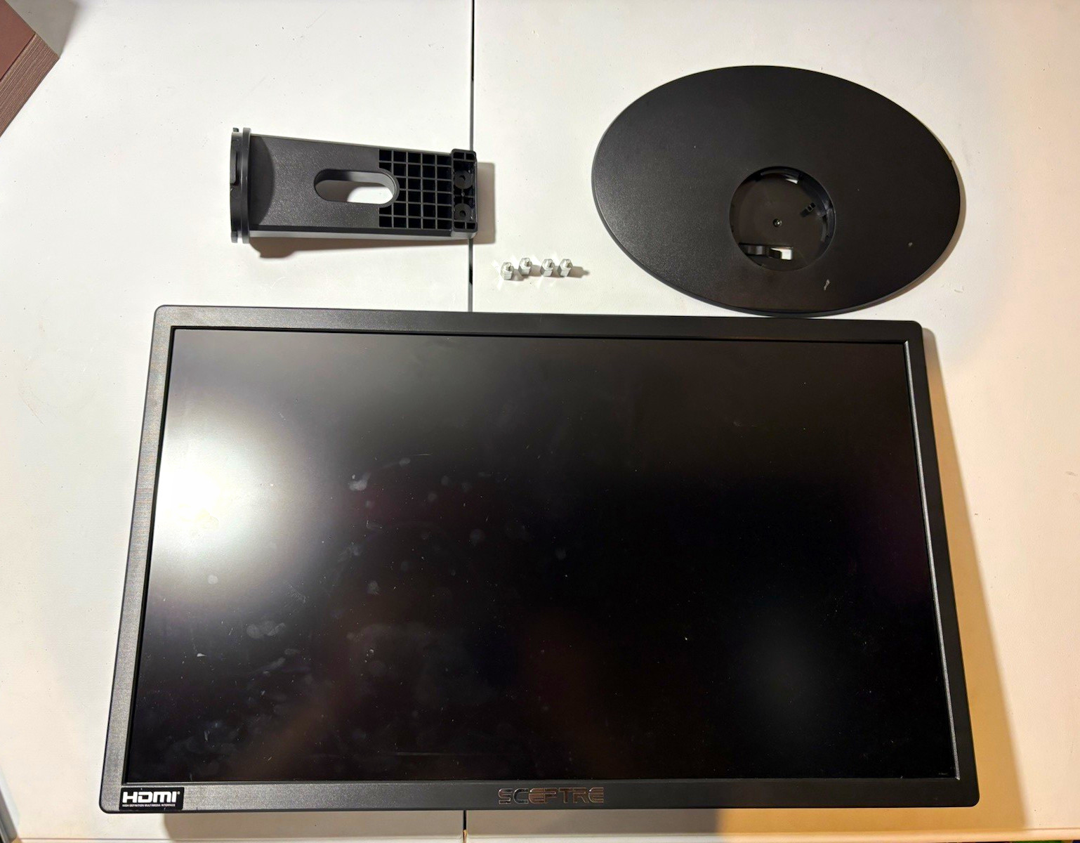 Sceptre E248W-19203R 24" LED 1080p 75Hz Speakers with box No screws