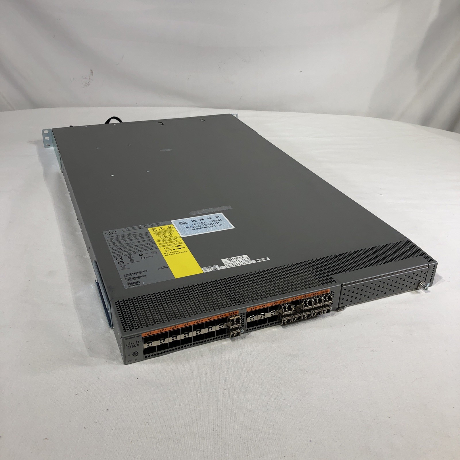 Cisco Nexus N5K-C5548UP 32-Port 10GbE SFP+ Layer 2/3 Managed 10 Gigabit Switch
