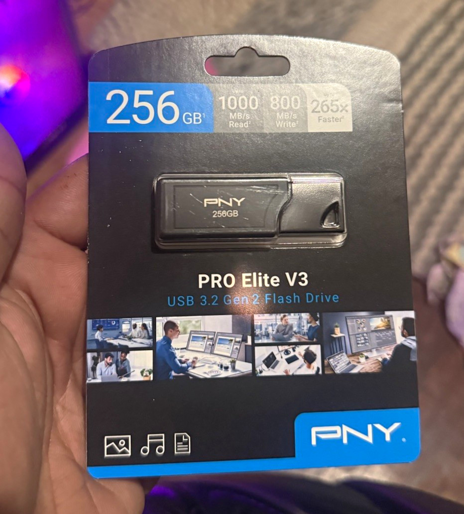 PNY PRO Elite V3 256GB USB 3.2 Gen 2 Flash Drive 1000MB/s Black