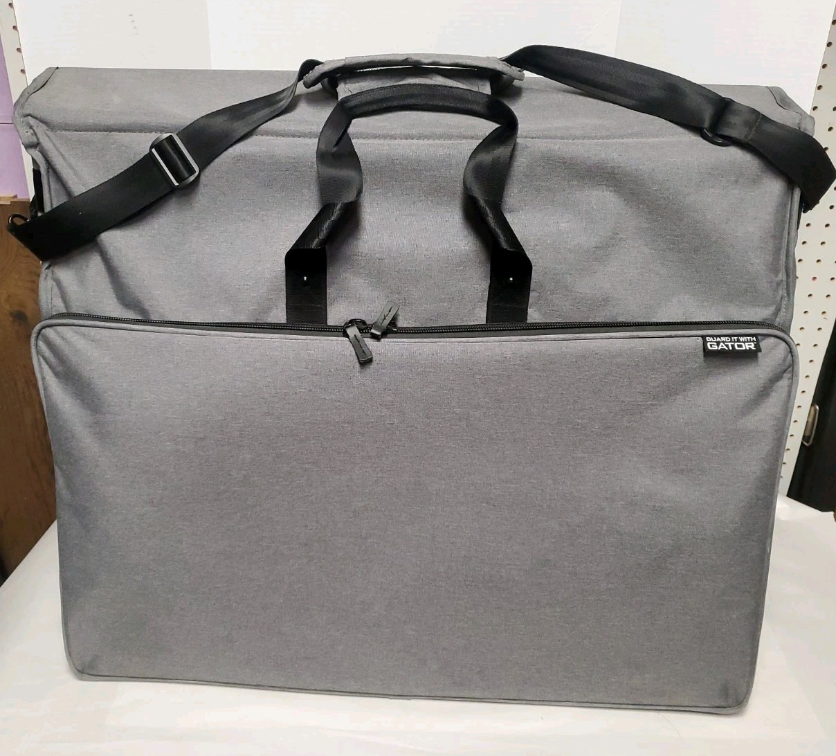 Gator Cases Pro iMac Case gray padded 28” x 22” fits 27” iMac (G-CPR-IM27)