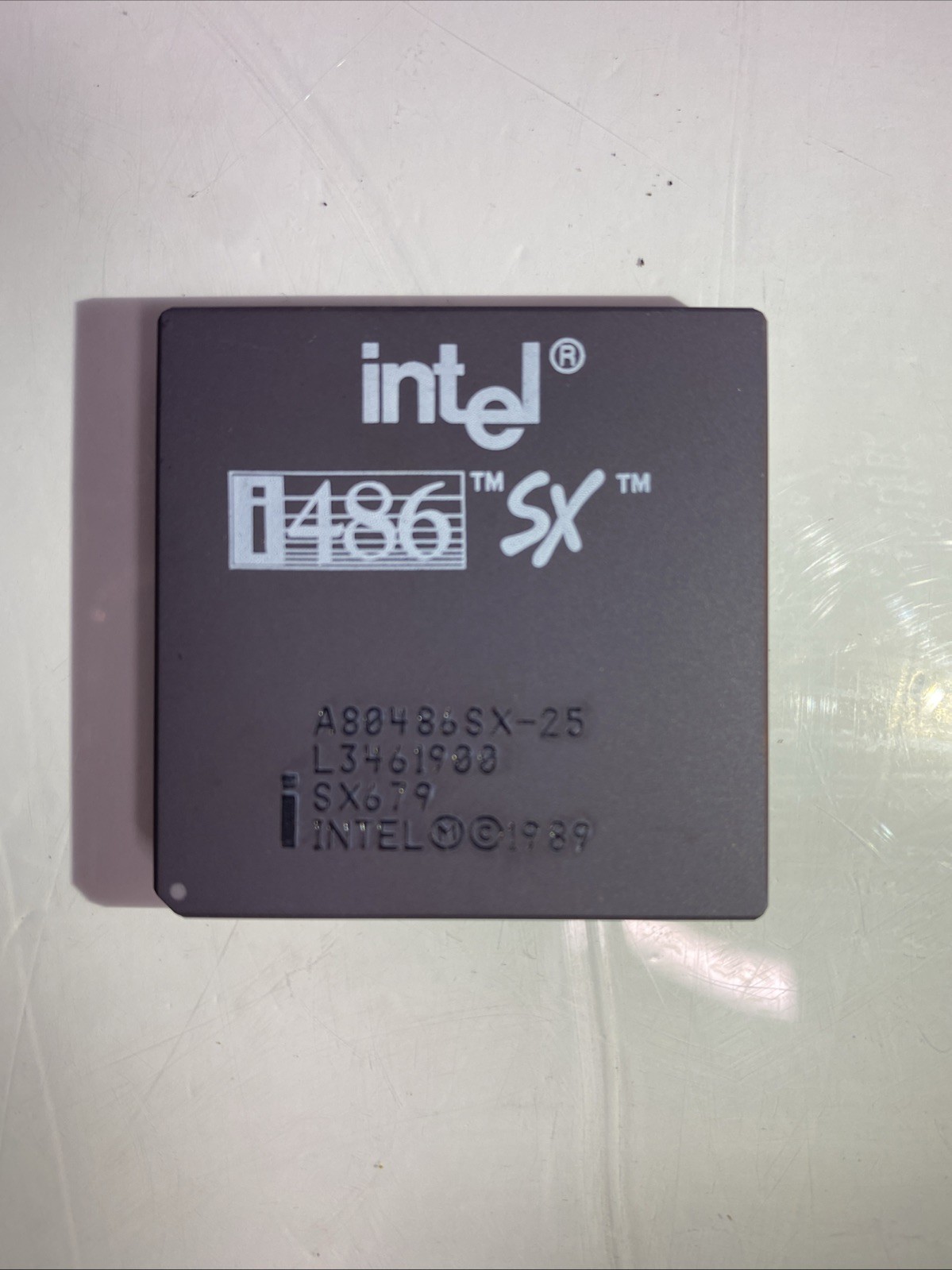 Vintage Intel i486 SX A80486SX-25 SX679 CPU Processor -- USED