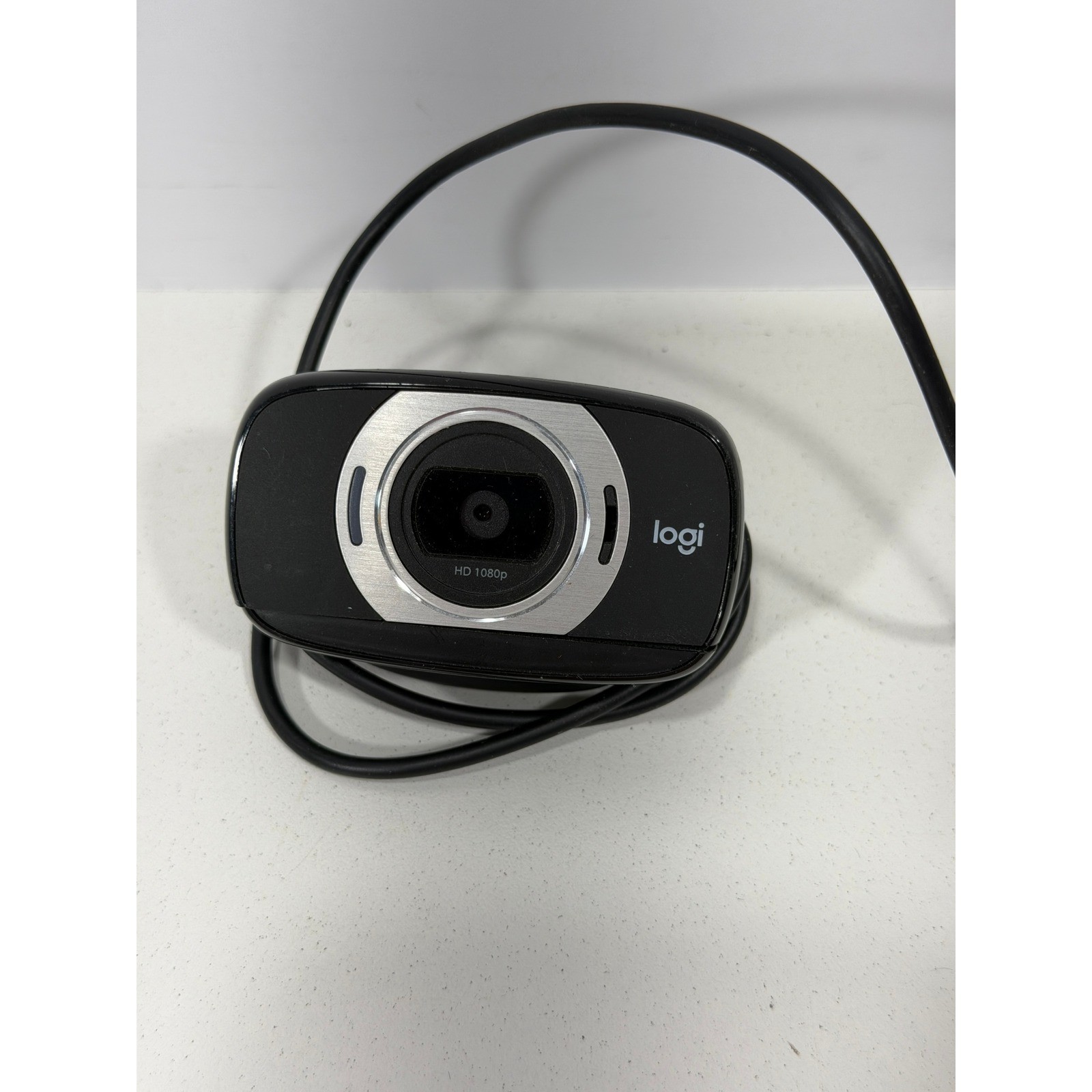 Logitech C615 HD Webcam 1080p Fold-and-Go Portable Video Camera V-U0027 Black
