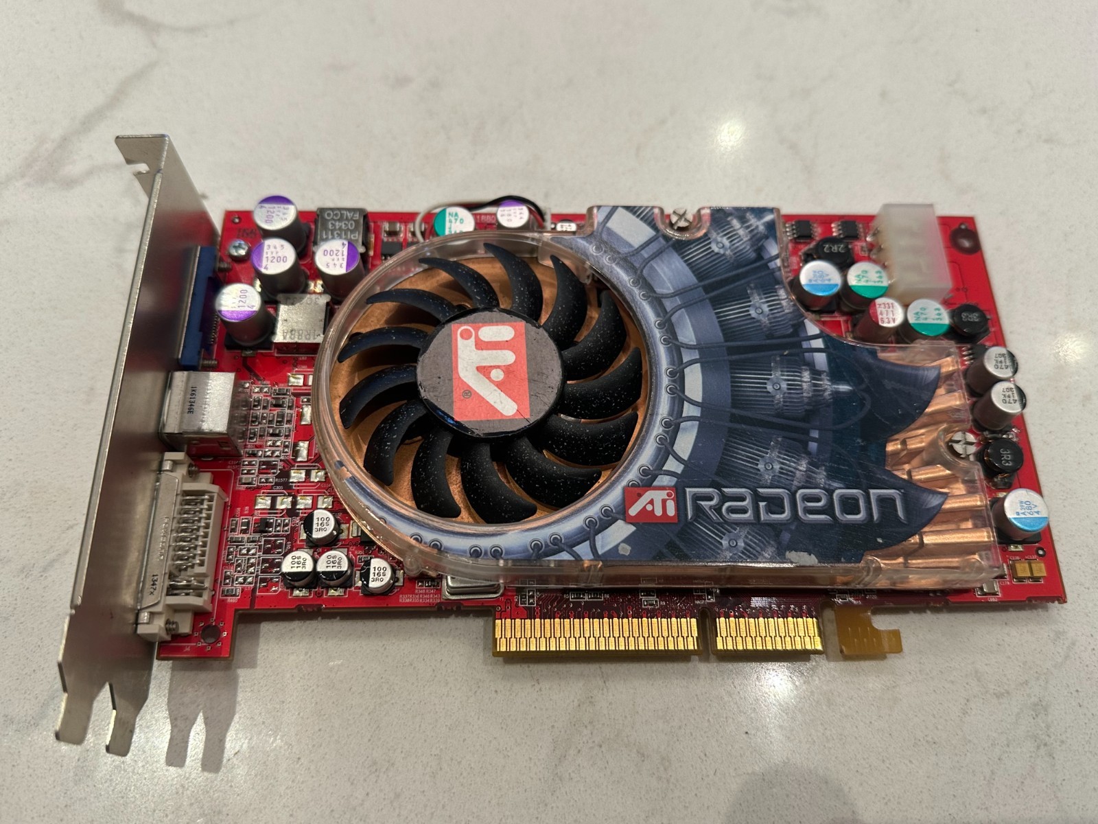 ATI Radeon 9800 XT 256MB AGP 8x N3511 109-A18800-10 102A1880410 Video Card