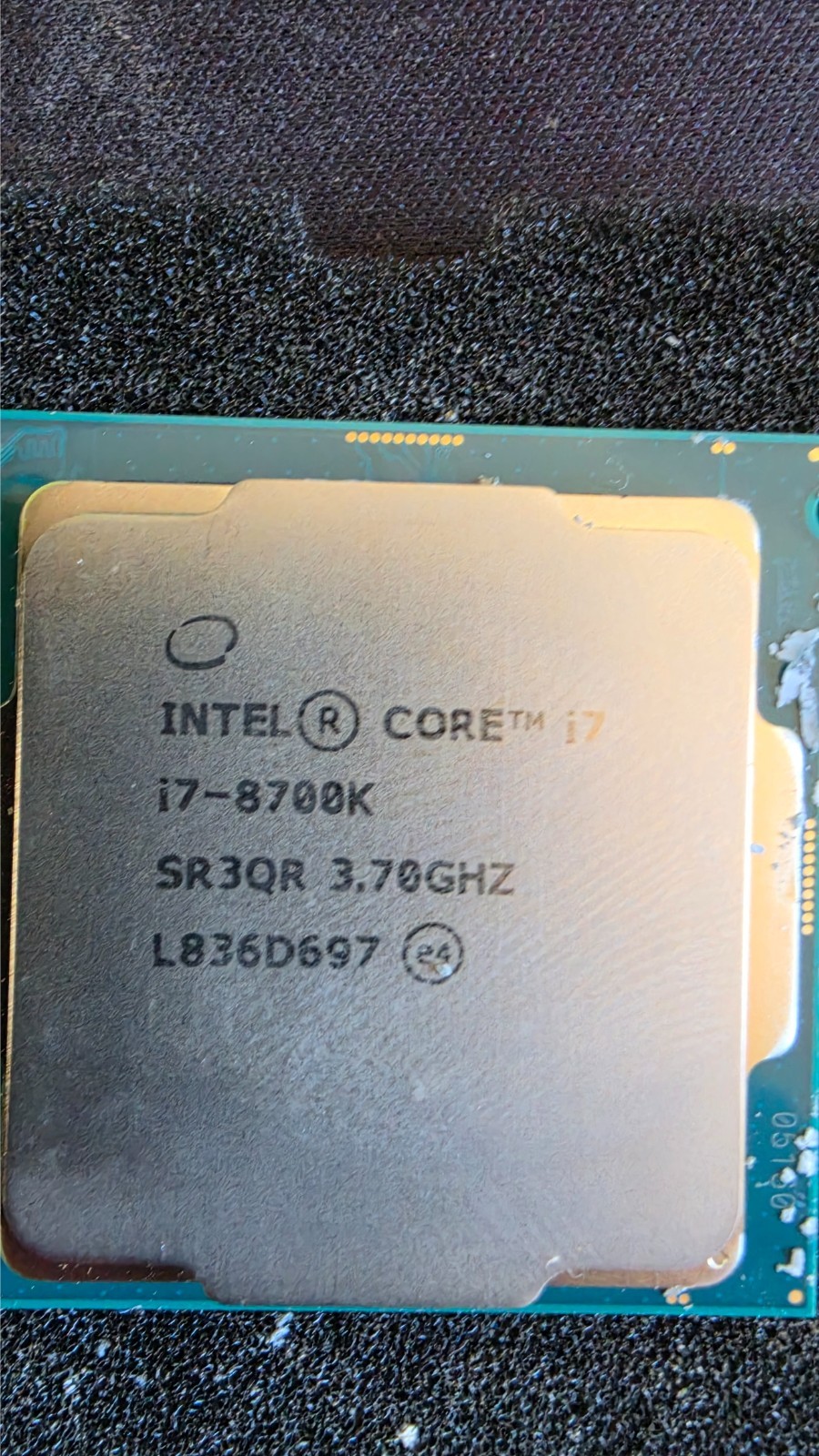 Intel Core i7-8700K SR3QR 3.7GHz 6-Core 12-Thread LGA1151 Unlocked CPU Tested