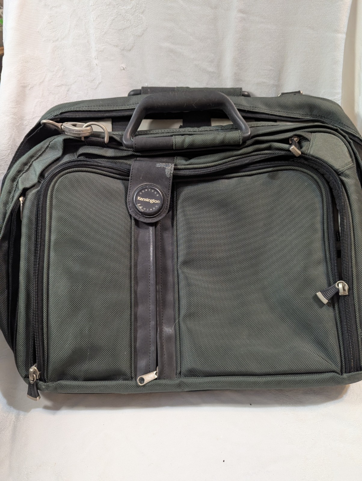 Used Vintage Kensington Contour Carrying Computer notebook Case Dark Green