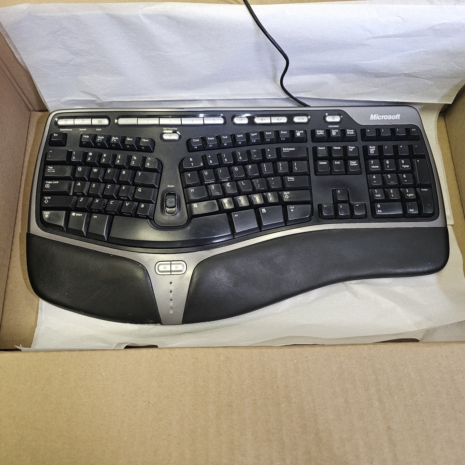 Microsoft Natural Ergonomic Keyboard 4000 v1.0 KU-0462 Wired Tested Clean