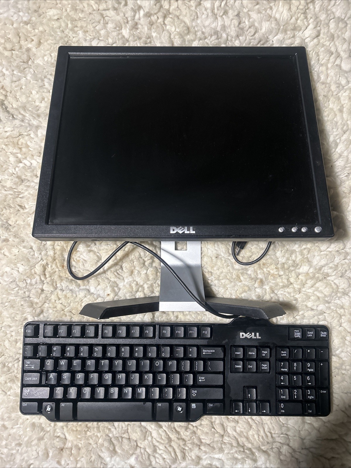 Lot of 2 Dell Monitor & Keyboard Non-Tested For Parts/Repair AS-IS