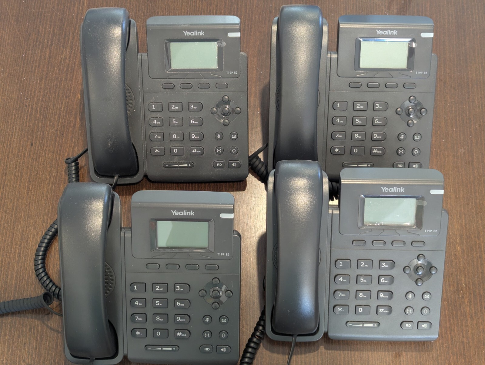 Yealink T19P E2 4-Pack Pre-Owned VoIP Business Phone IP PBX 4 Units Used