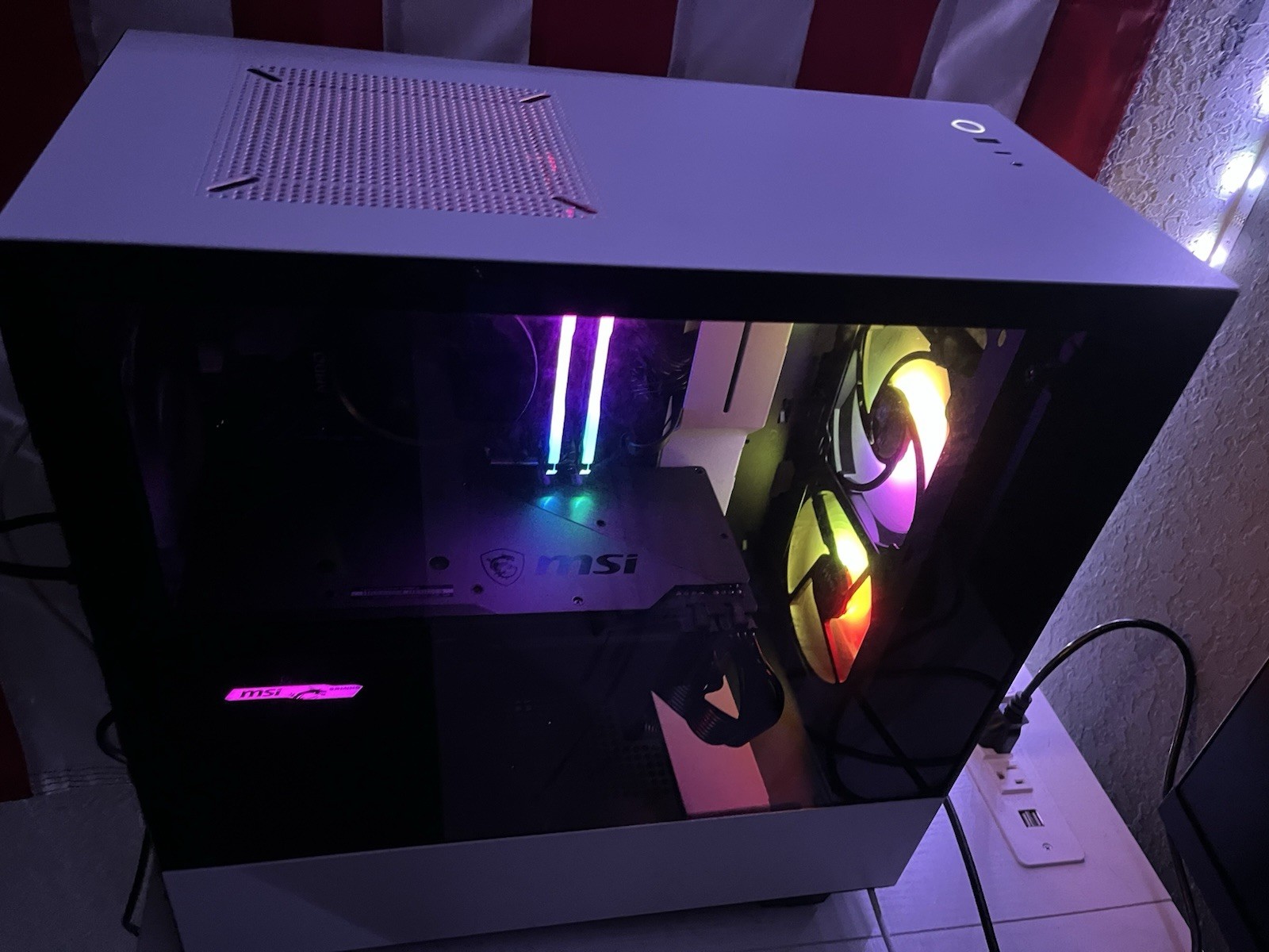 MSI MSI Gaming Desktop PC Tower with RGB Lighting, White/Black