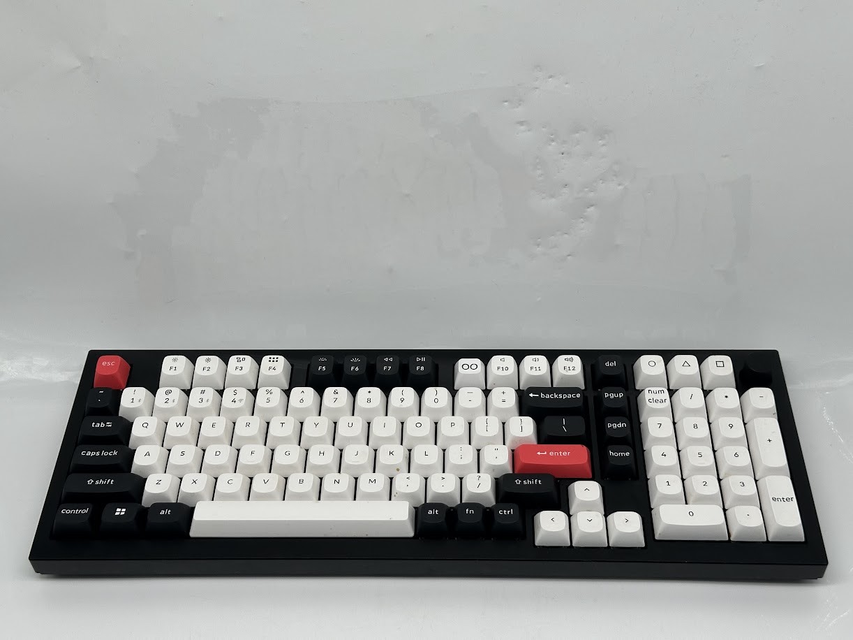 Keychron Q5 HE Gaming Keyboard Swappable RGB Backlight Nebula Switch  - Black