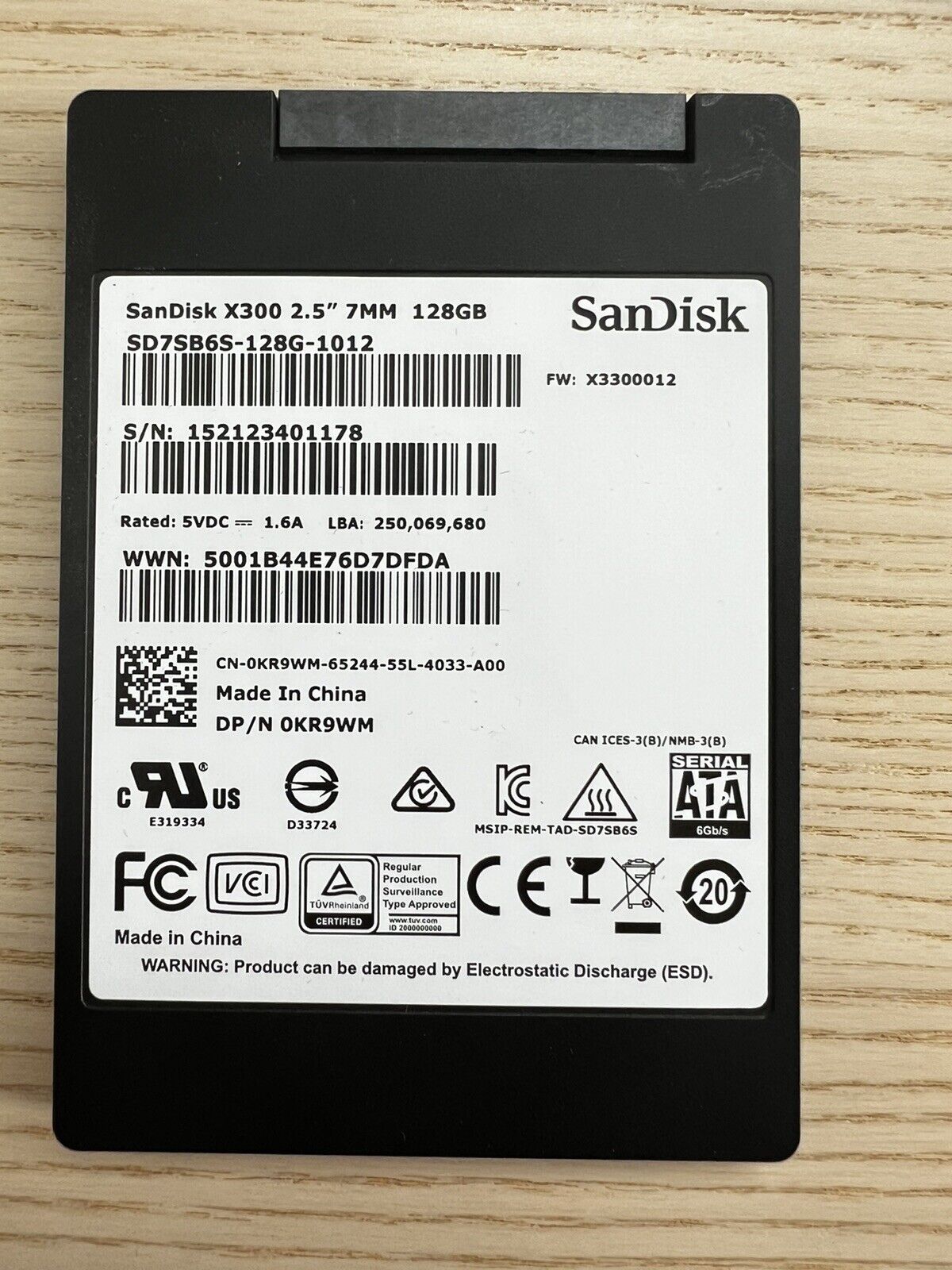 SanDisk X300 128GB 2.5” 7MM