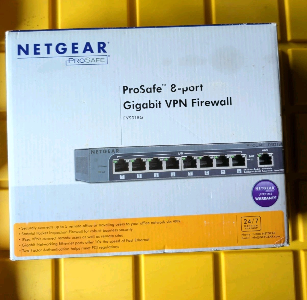 NETGEAR ProSAFE 8-PORT Gigabit VPN Business-class Firewall Model FVS318G 100NAS