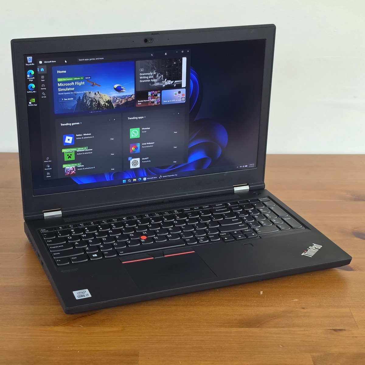 Lenovo ThinkPad P15 Gen 1 i7-10750H 32GB 15.6" FHD HDR 1920x1080 NVIDIA T2000