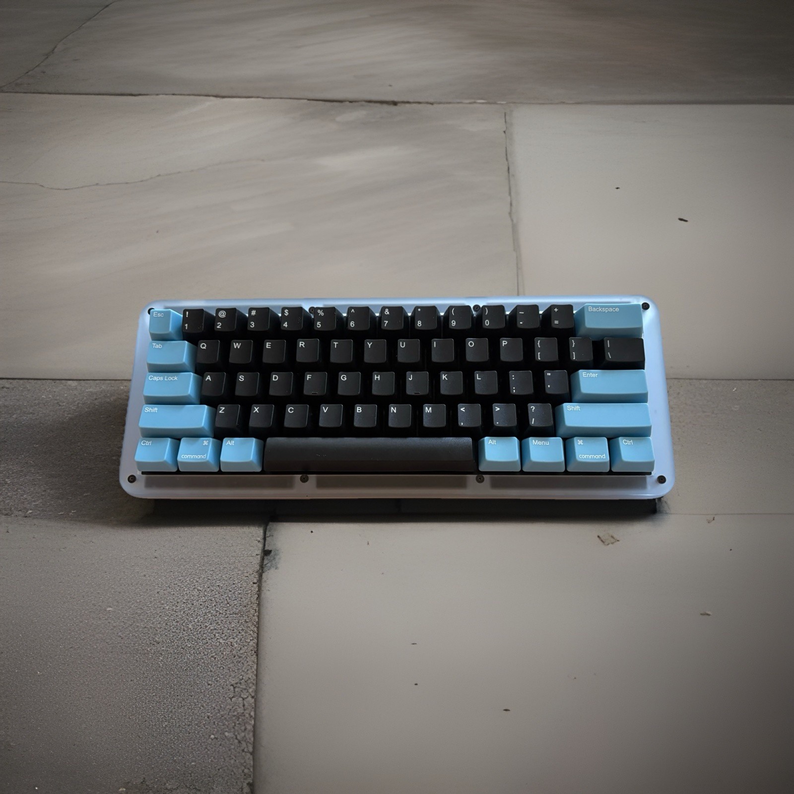 Custom 60% Hotswap Keyboard Stacked Acrylic Light Blue JWK Black Switch