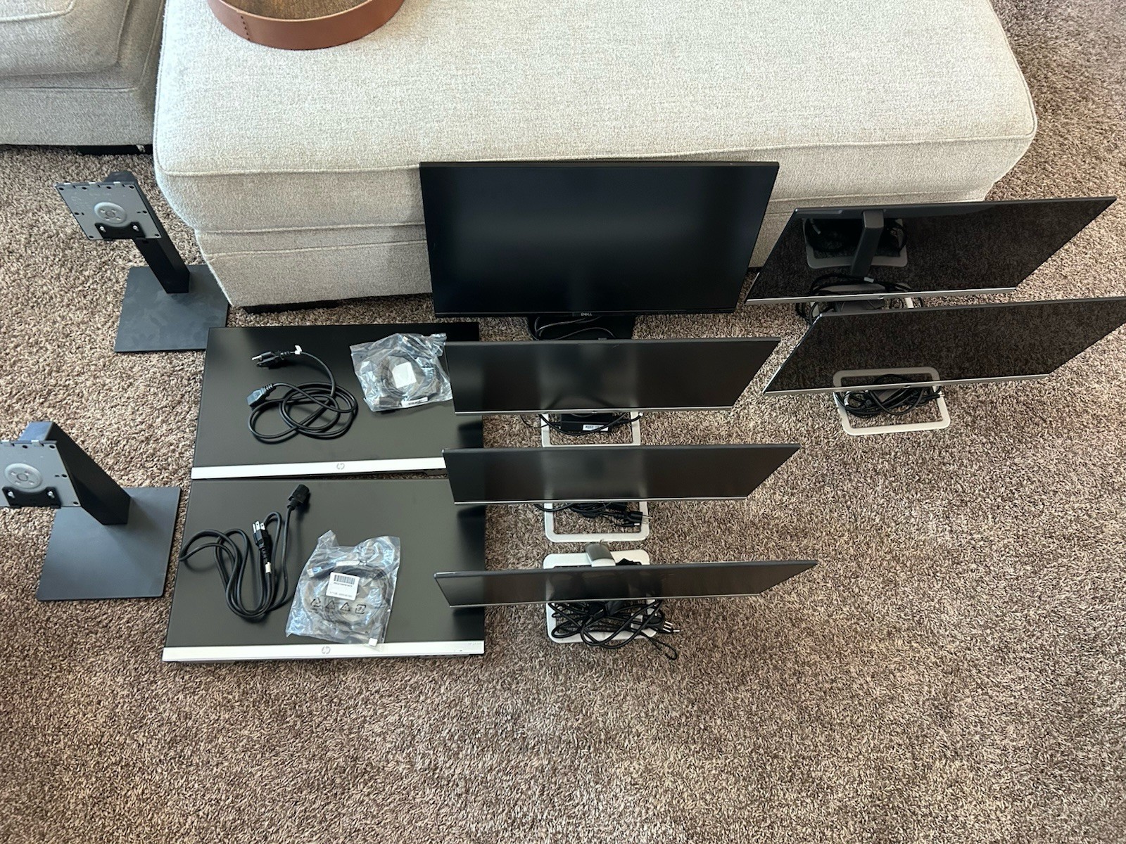 7 HP25er MONITORS & A DELL SE2719H WHOLESALE