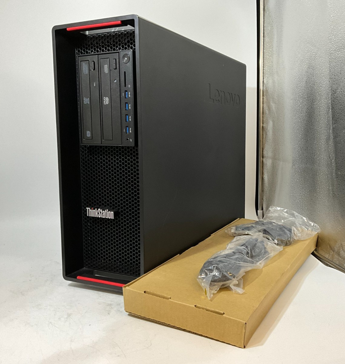 LENOVO ThinkStation P700 30A8S21W06 E5-2620 16GB 2X1TB *READ* WIN 10 MJ04GBTC