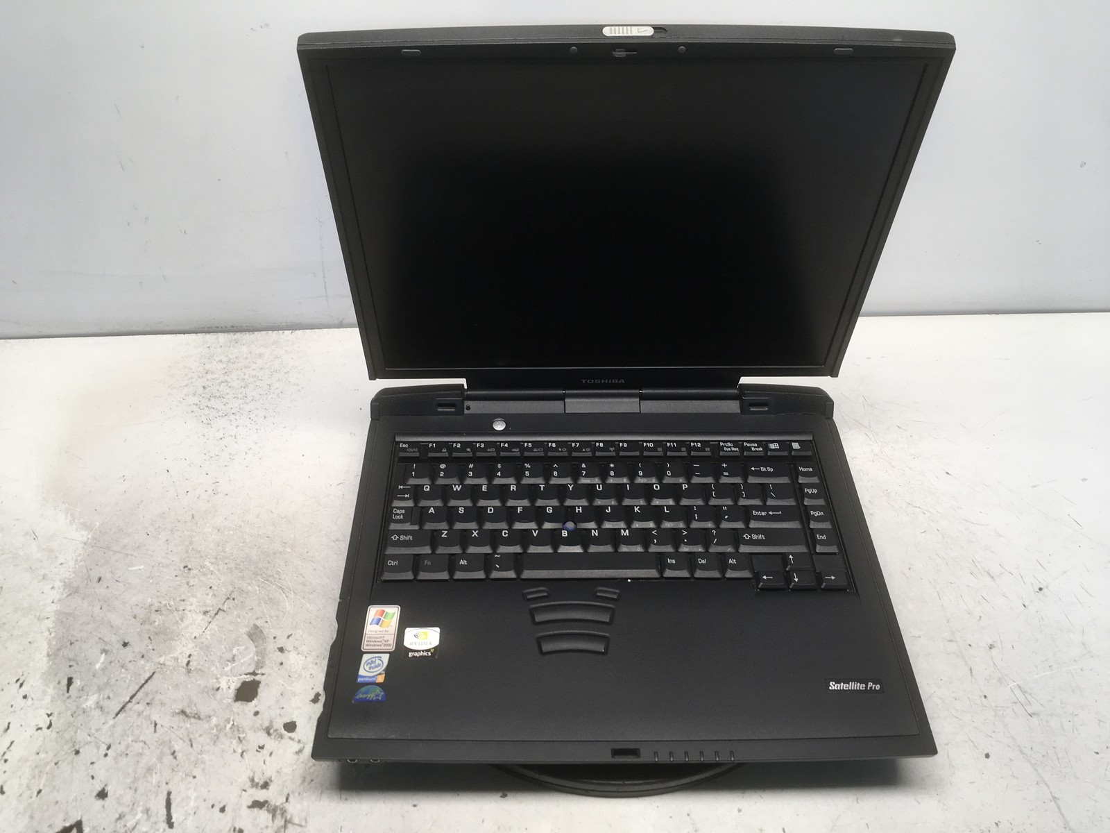 Toshiba Satellite Pro 6100 Intel Mobile Pentium 4-M 1.5GHz 524 MB NO HDD No Batt