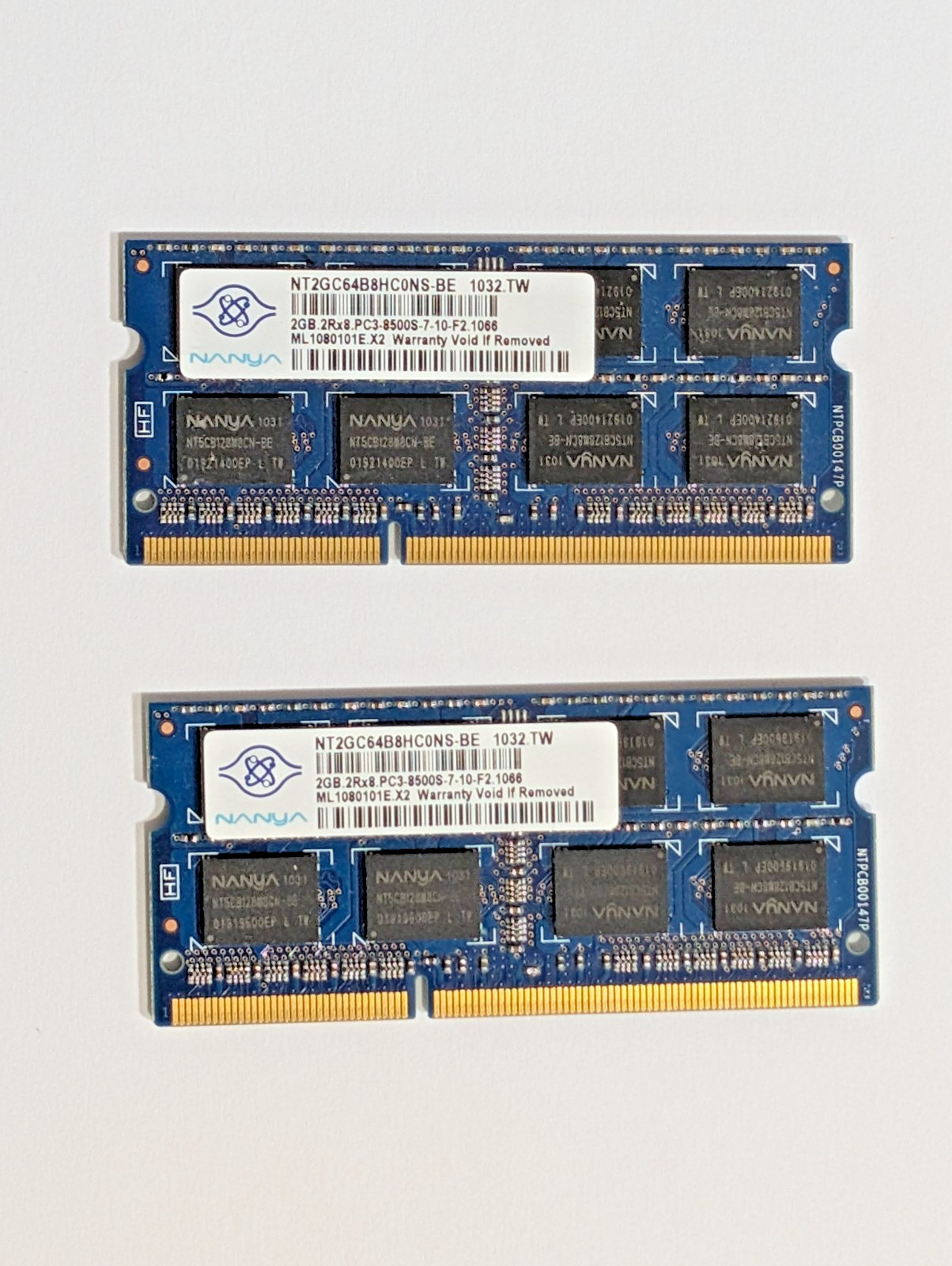 Lot of 2x Nanya 2GB DDR3 Laptop RAM PC3-8500S 1066MHz (4GB Total)