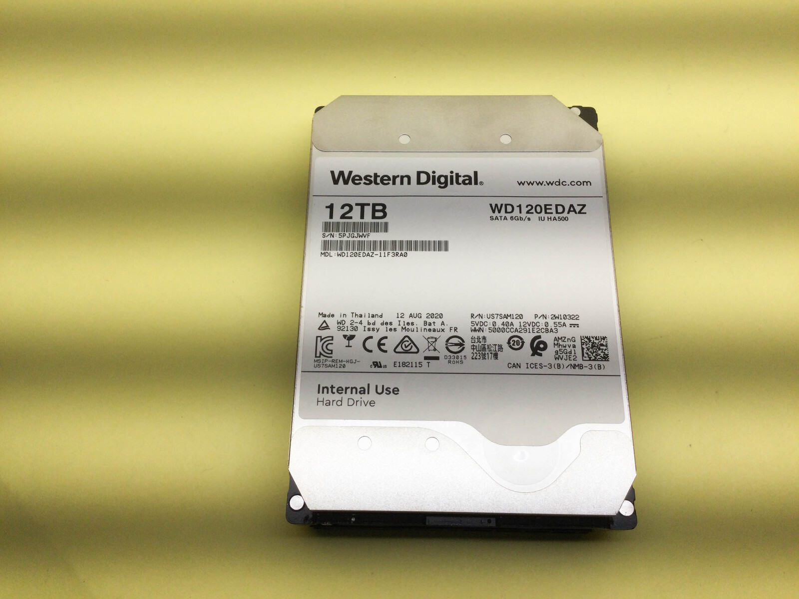 Western Digital 12TB 6Gb/s 5400RPM 256MB 3.5" SATA HDD WD120EDAZ