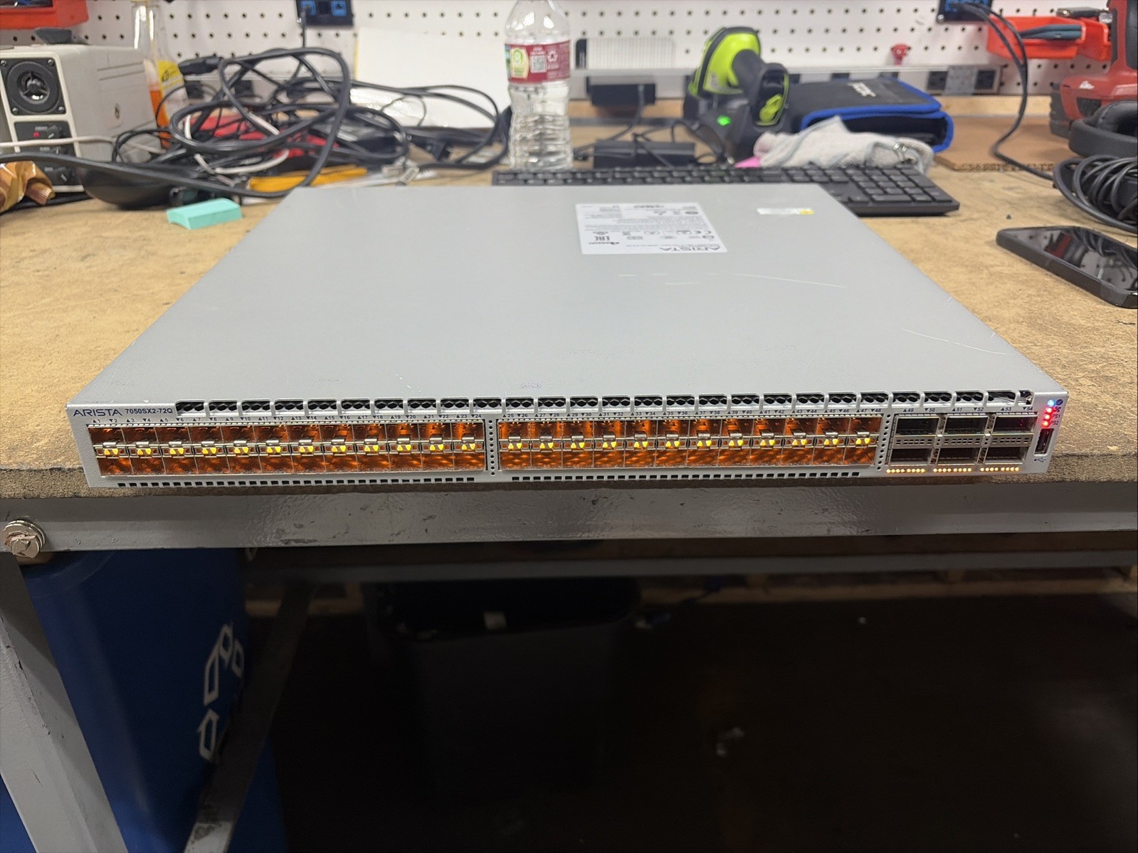 ARISTA DCS-7050SX2-72Q SWITCH 48x 10GbE SFP+ 6x 40GbE QSFP+
