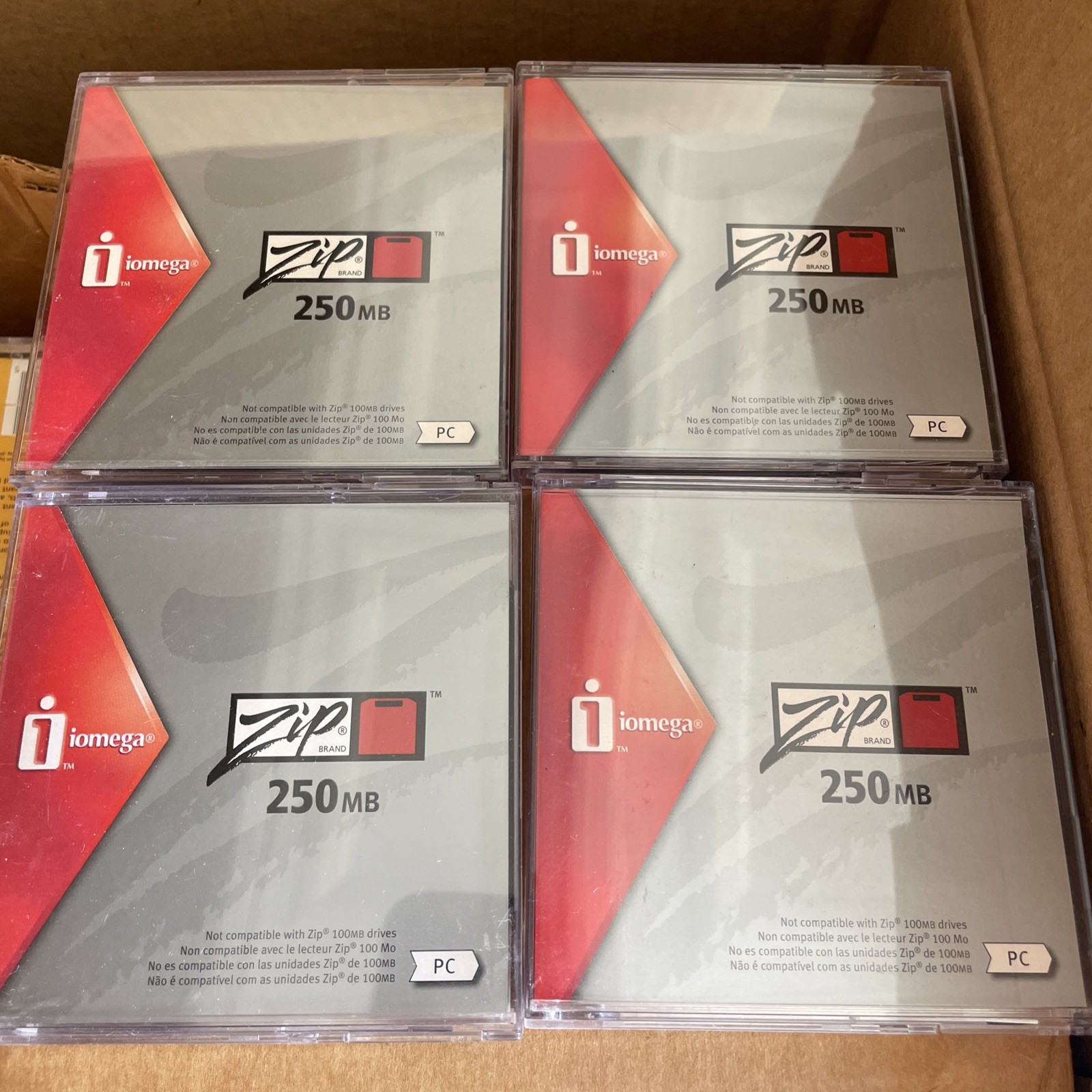 Iomega Zip Disk 250mb Lot of 4  for PC NOS (NEW, Unused)