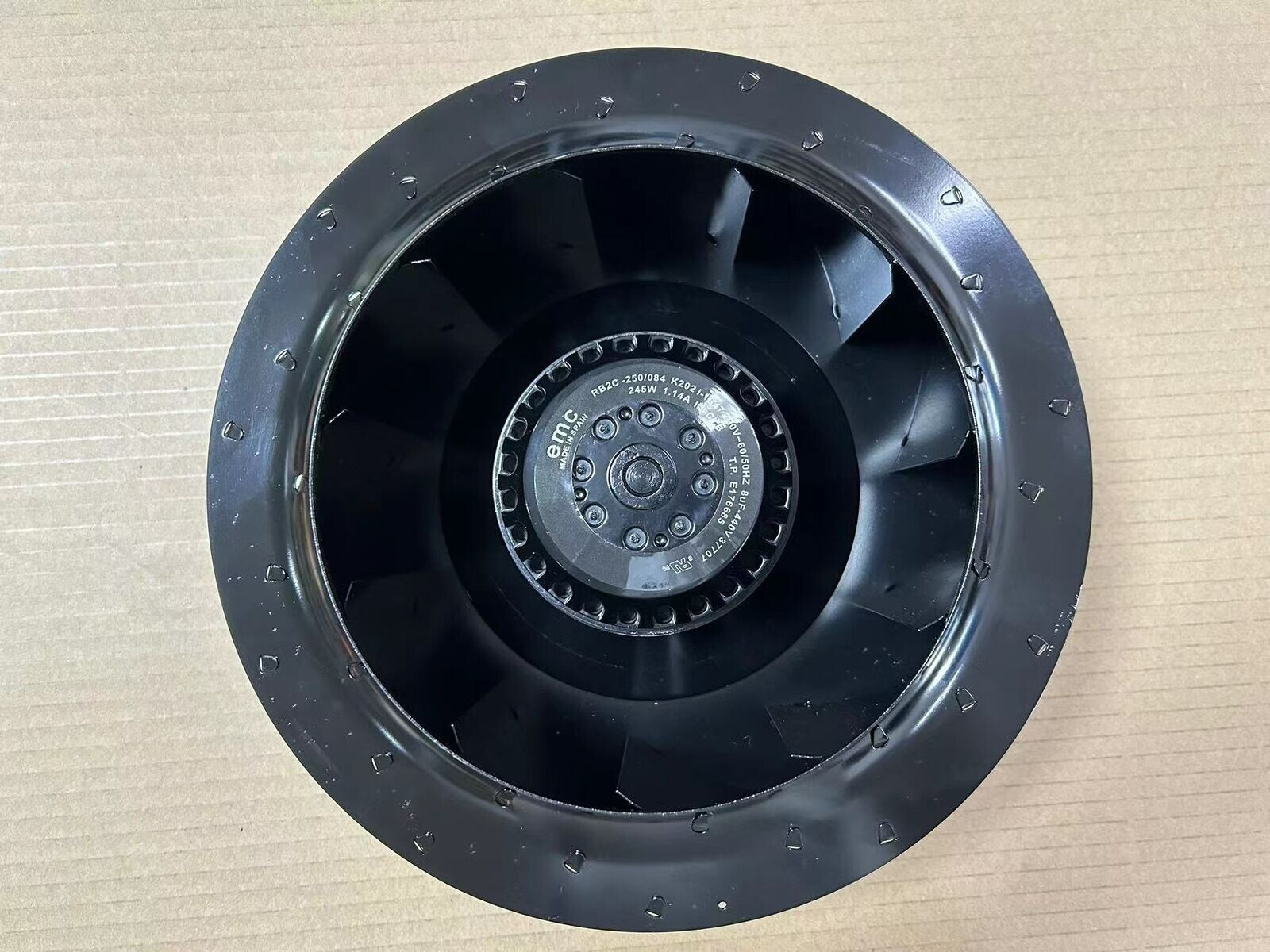 1PCS FOR EMC Centrifugal fans RB2C-250/084 K202 I-1847 230V 245W 1.14A