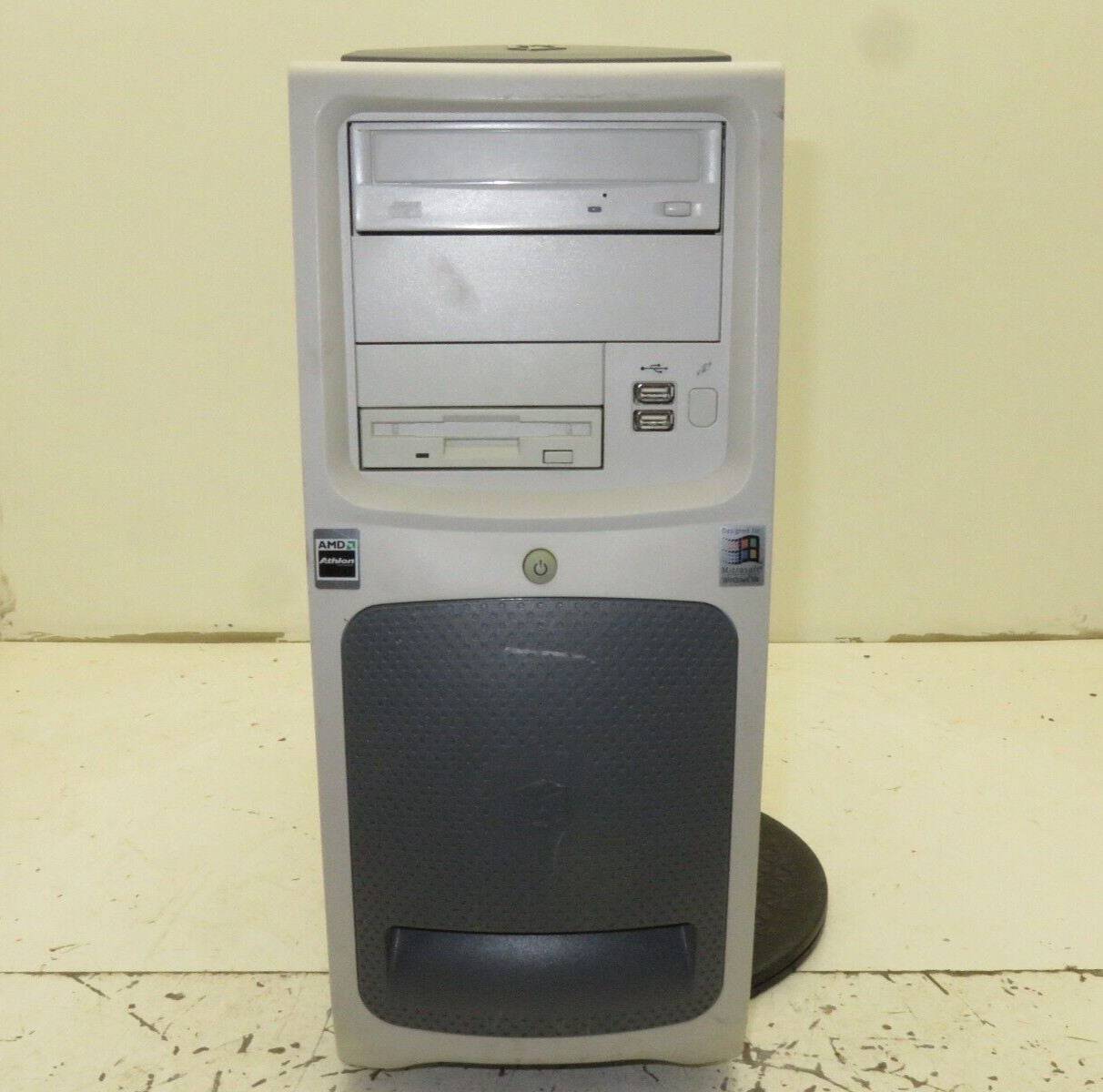 Gateway ATXSTF OXN Select K7-950 AMD Athlon 950MHz 64MB Ram No HDD