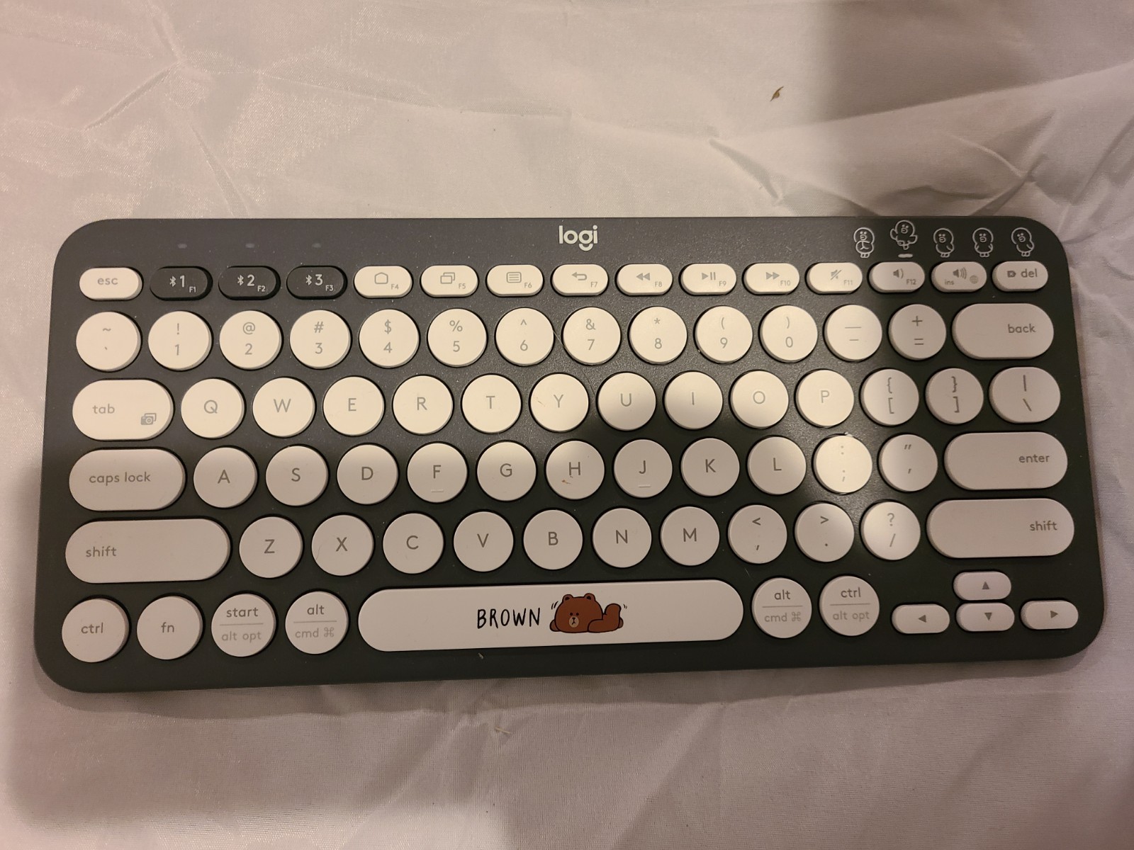 Logitech K380 Bluetooth Keyboard – LINE FRIENDS “Brown” Edition – Grey/White