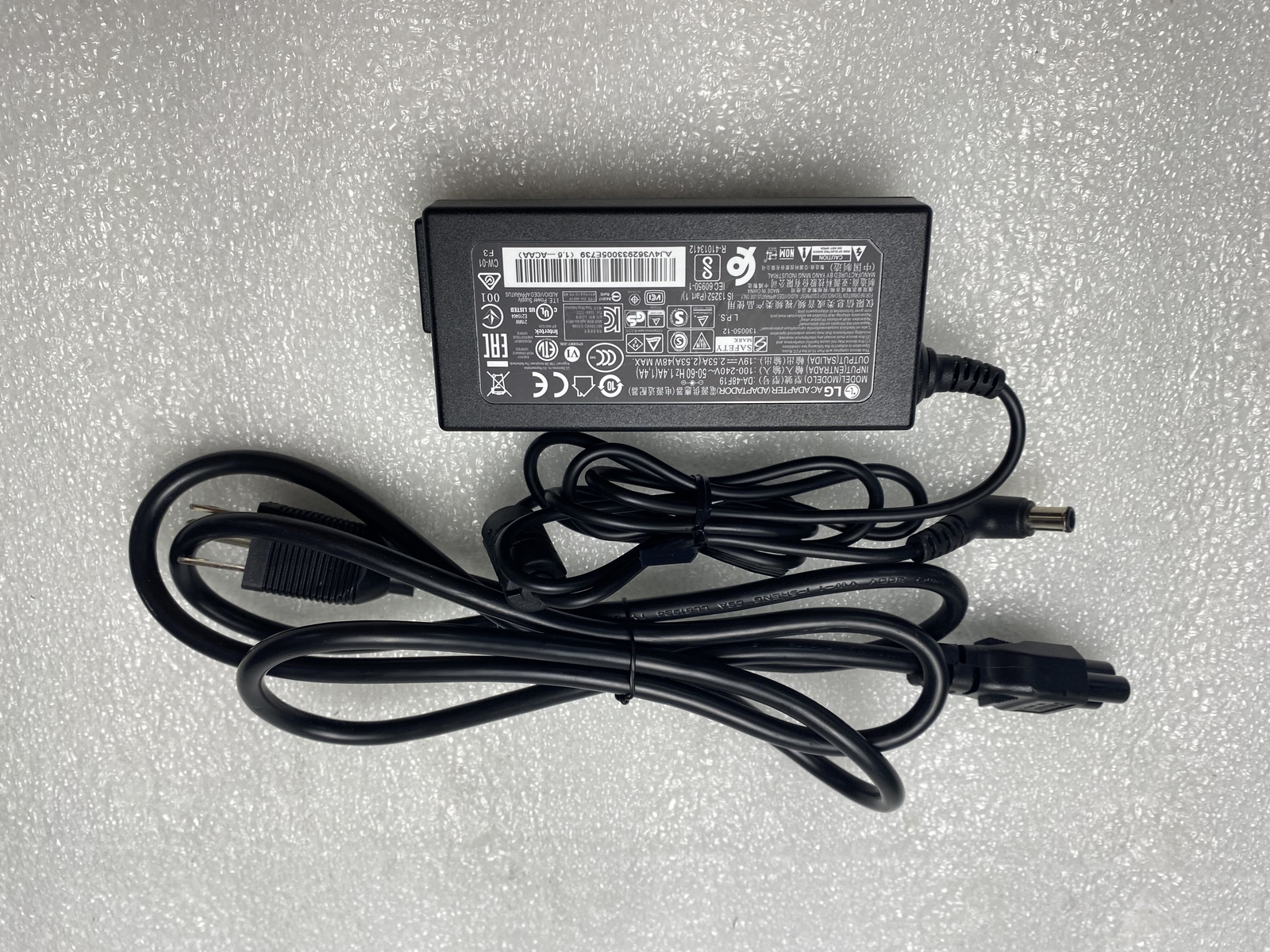 Original LG 19V 2.53A 48w AC Adapter for LG 32LH570B DA-48F19 6.5*4.4mm Black