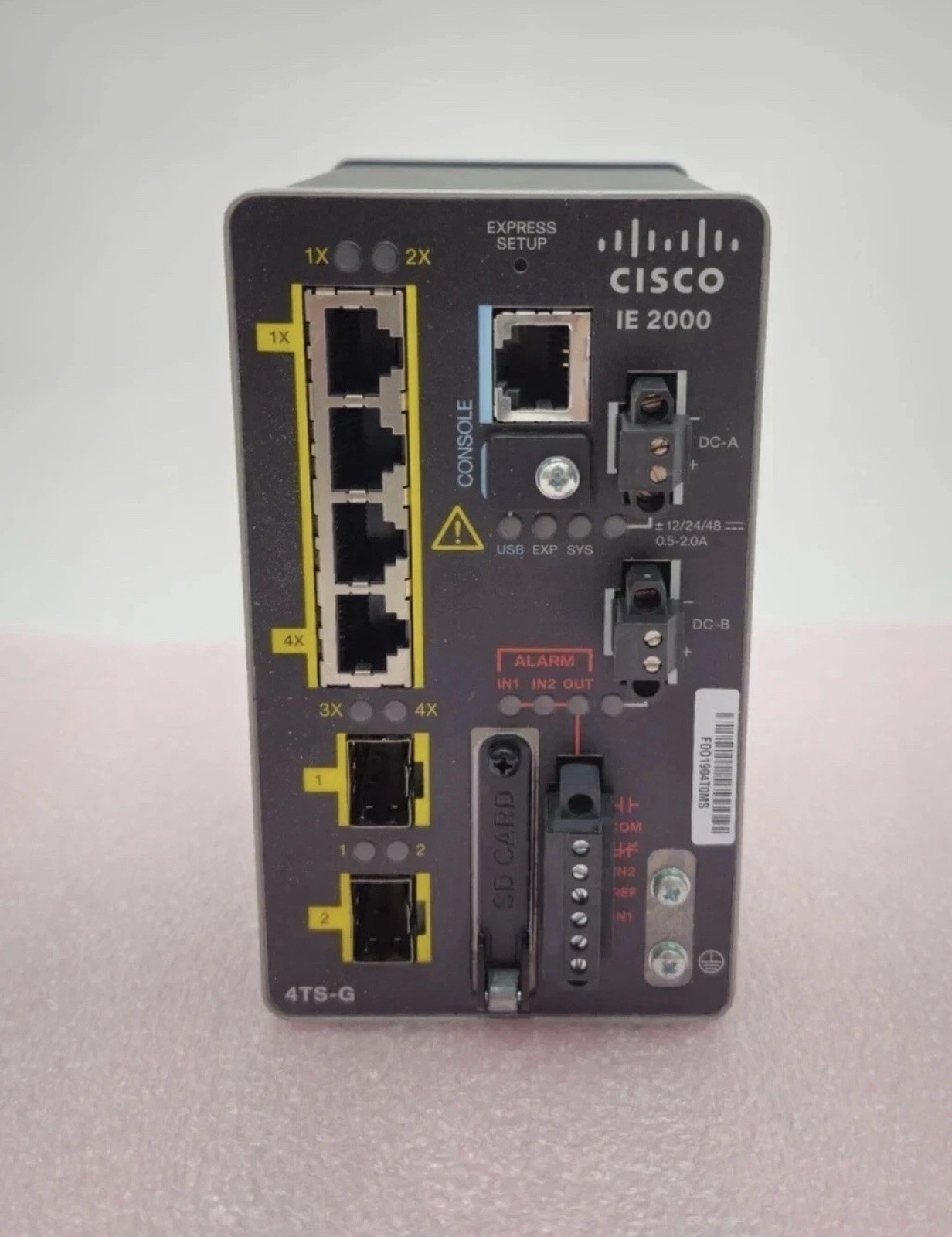 Cisco IE-2000-4TS-G-B  Switch  managed  4 x 10/100 + 2 x Gigabit SFP Industrial