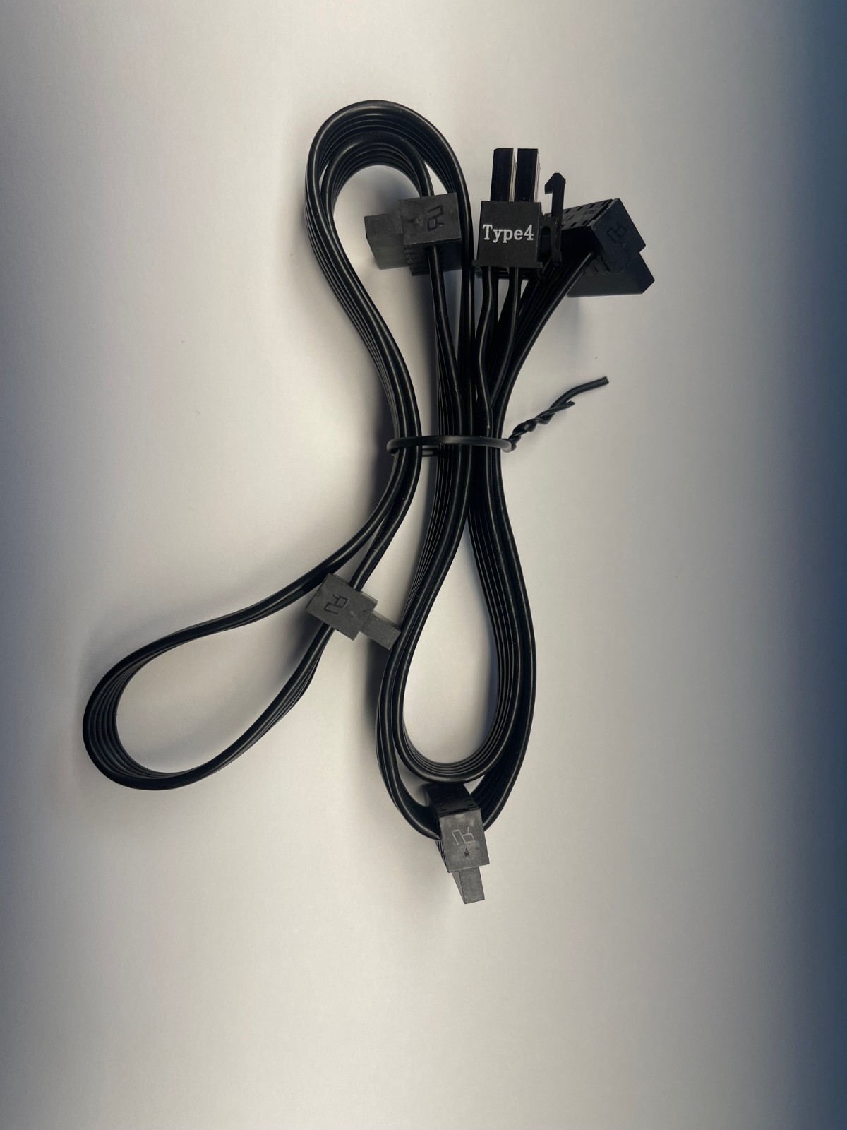 PCI-E 6 Pin to 4 SATA Power Supply Cable For Corsair RM1000e/RM850e/RM750e PSU