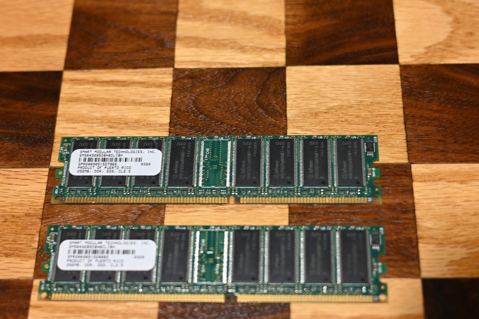256MB DDR 333 CL2.5 Smart Modular Technologies Inc. RAM SM5643285D8N6CLIBH