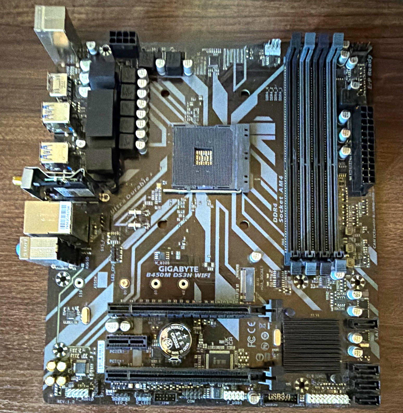 GIGABYTE B450M DS3H WIFI AM4 MicroATX DDR4 4-Slot Gaming Motherboard