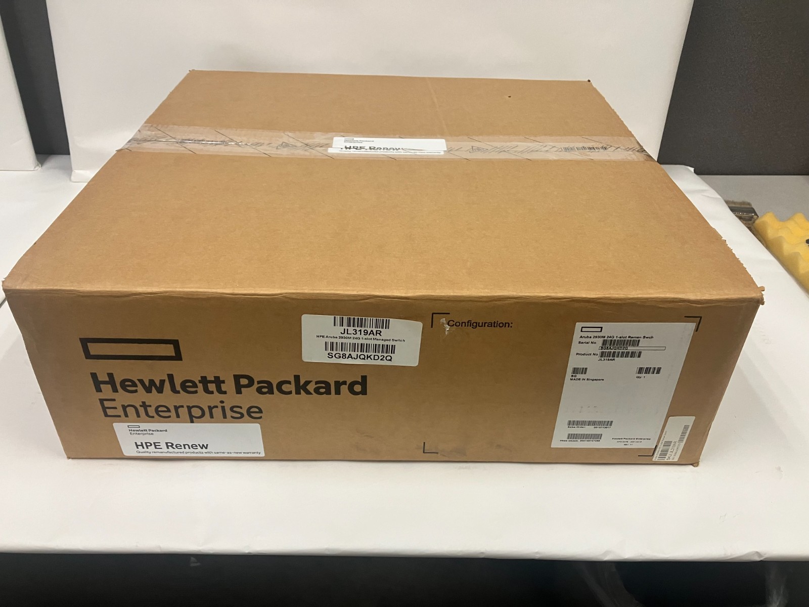 HPe JL319A Aruba 2930M 24G 1 Slot Switch - HP RENEW BOXED