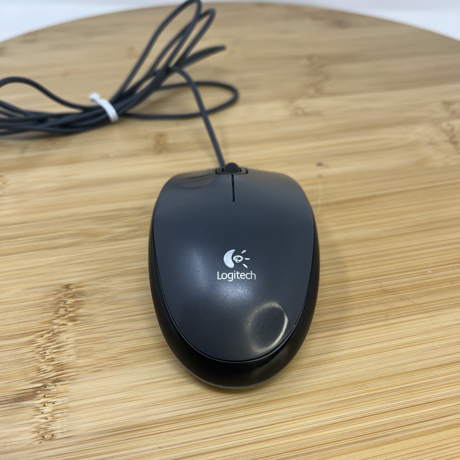Logitech M100 Wired USB Mouse M-U0026  PN# 810-002141