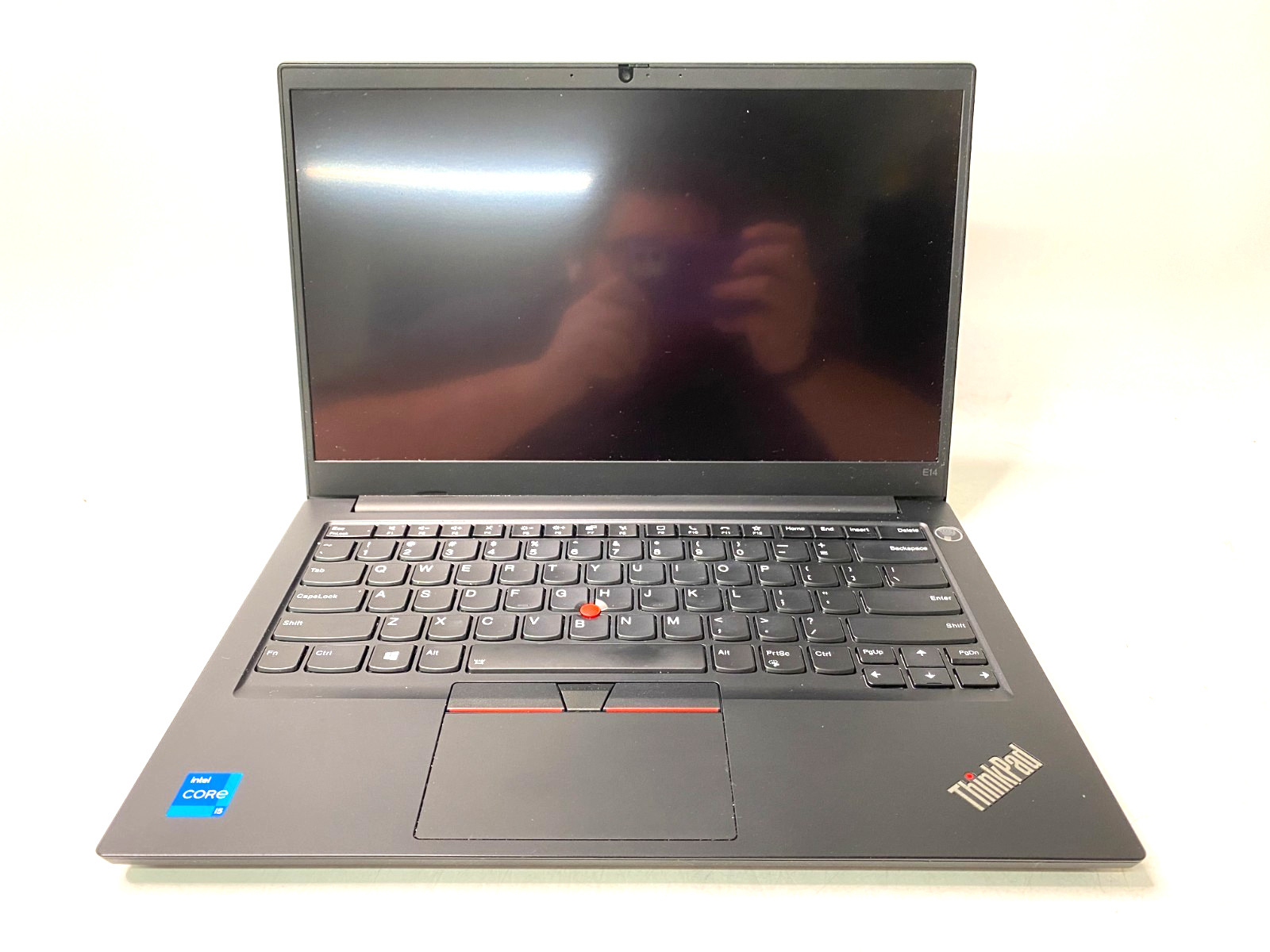 FOR PARTS Lenovo Thinkpad E14 Gen 2 Touch i5-1135G7 No RAM/SSD - No Power