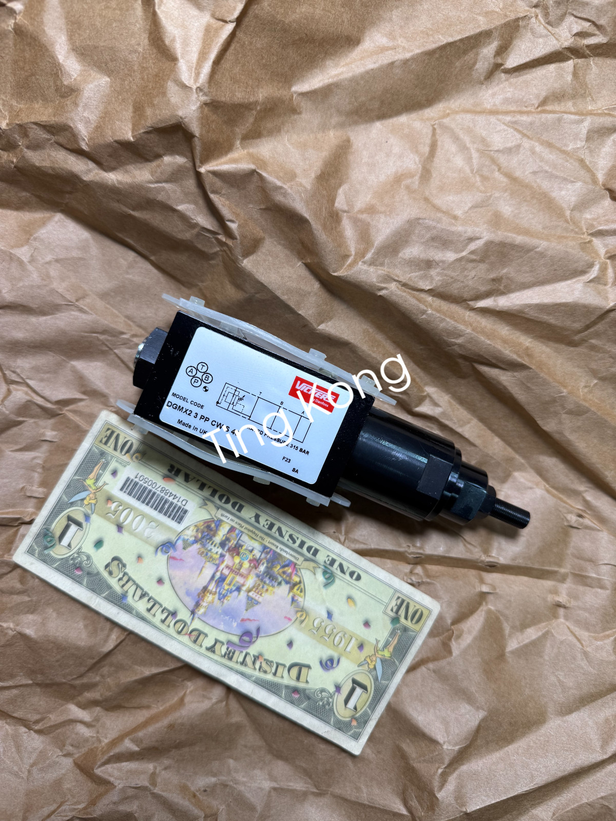 1PCS NEW V1CKERS VALVE DGMX23PPCWS40 MADE IN UK By FedEx or DHL