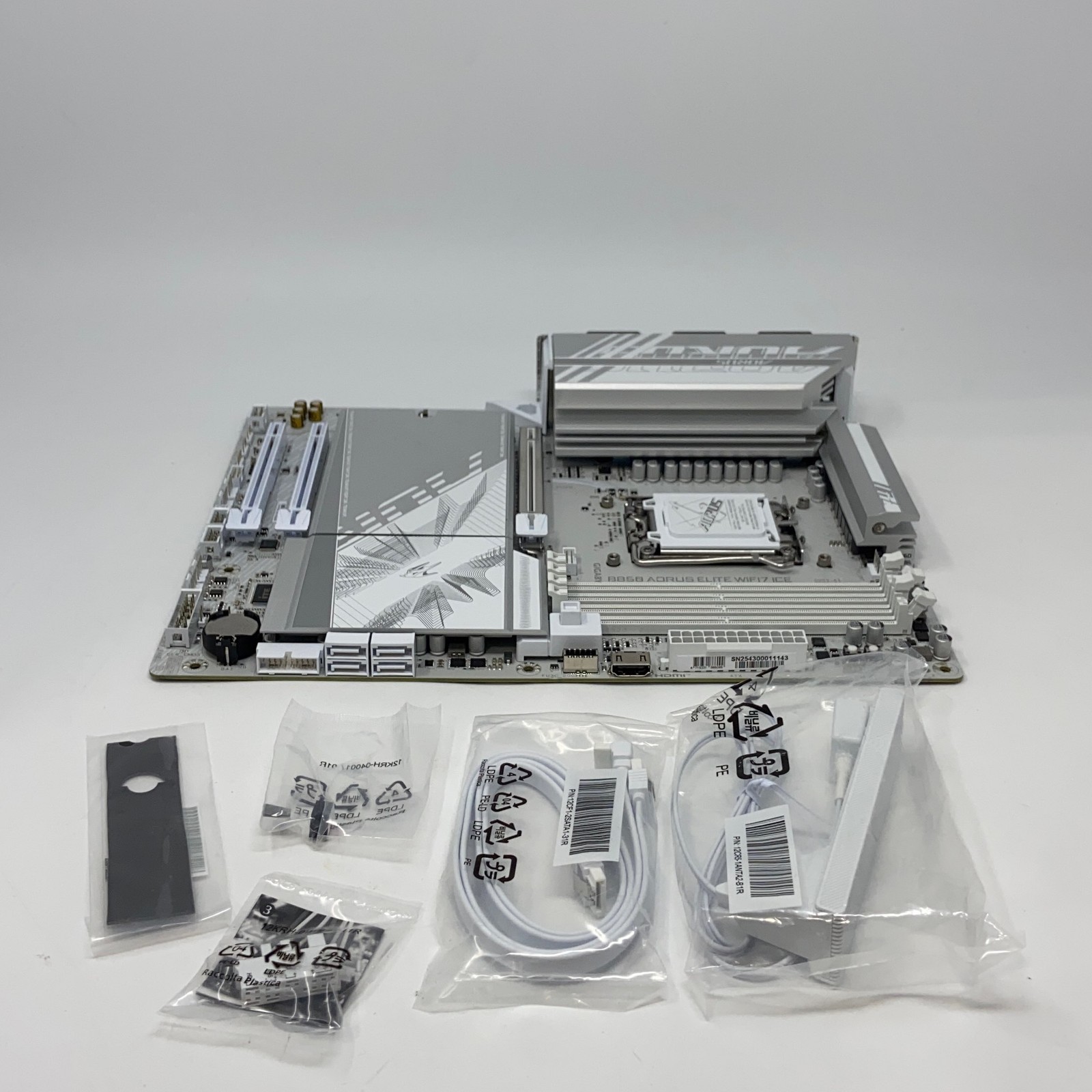 GIGABYTE AORUS B850 ELITE WIFI7 ICE AM5 ATX Motherboard - White