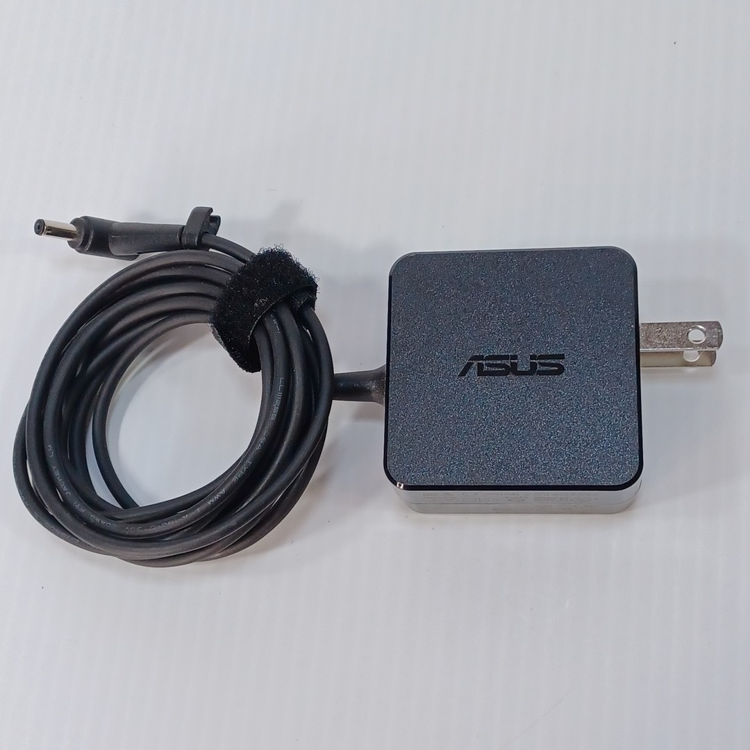 ASUS EXA1206UH 19V 1.75A 33W Genuine Original AC Power Adapter Charger
