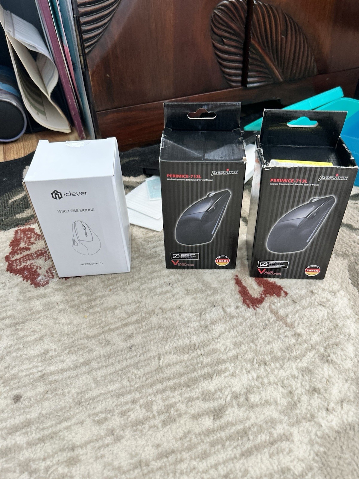 3 LOT mouses (1 iClever mouse) (2 Left handed Penixx peramice-713L) WIRELESS