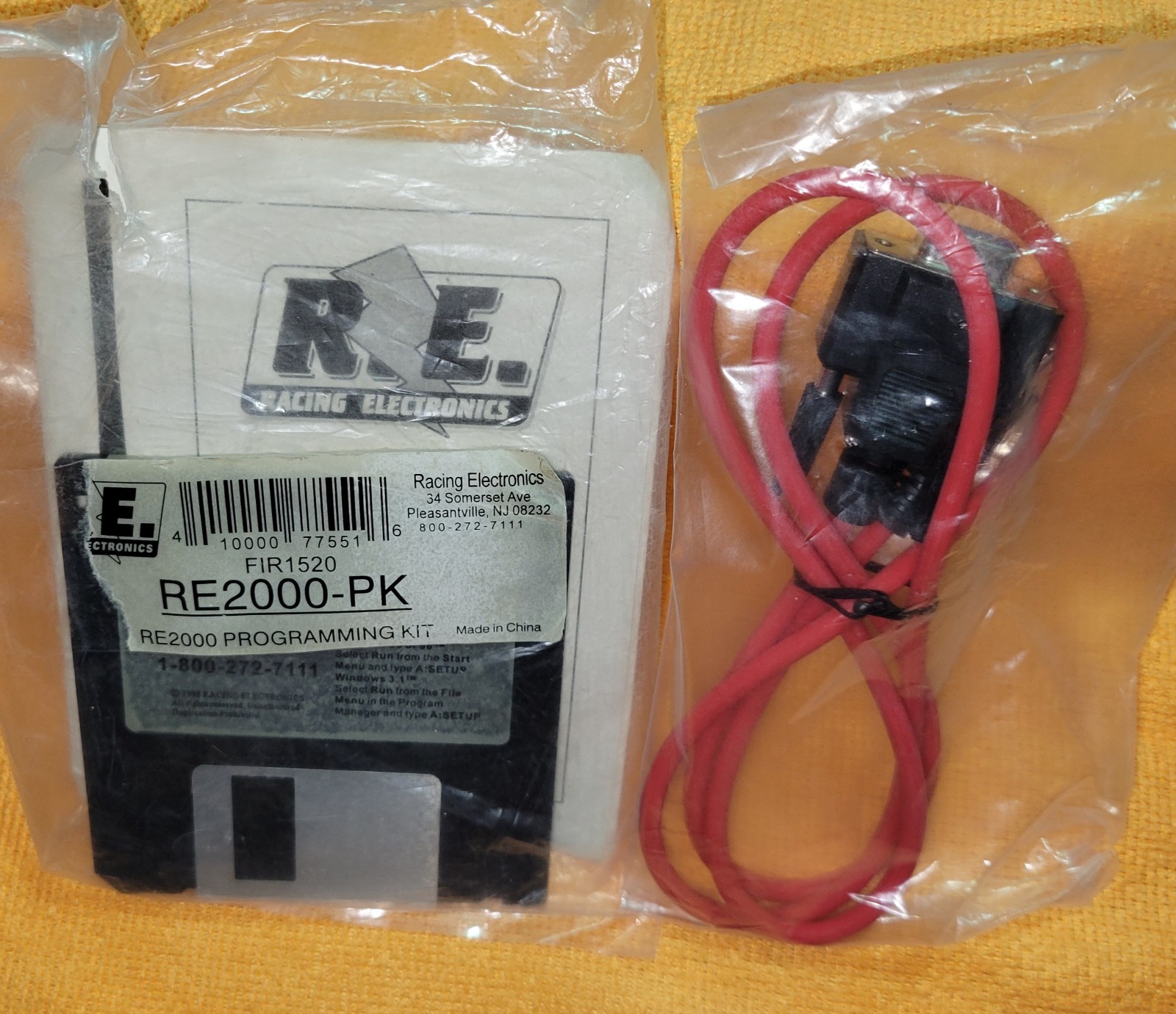 RARE Racing Electronics Scanner Vintage PC Zip Software With Cable RE2000 Alpha