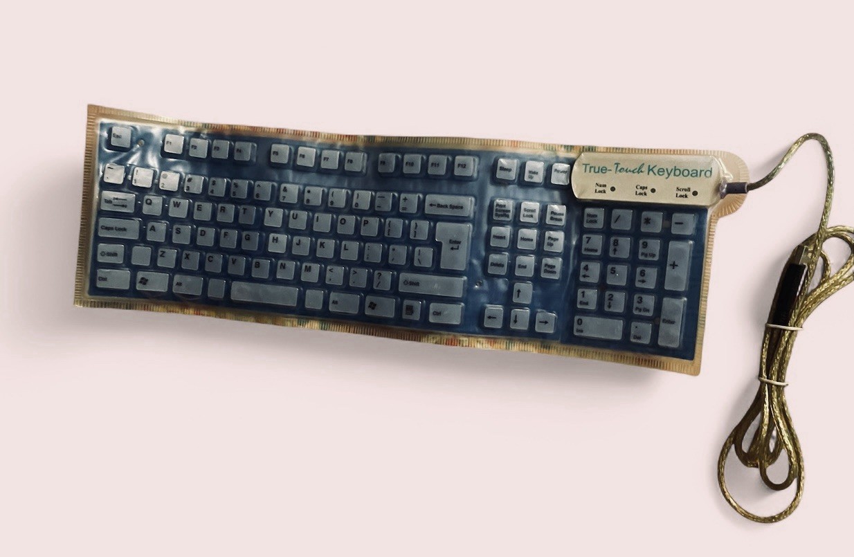 Vtg Foldable Manhattan True Touch Premium Roll Up Keyboard Soft Touch Fold 3000