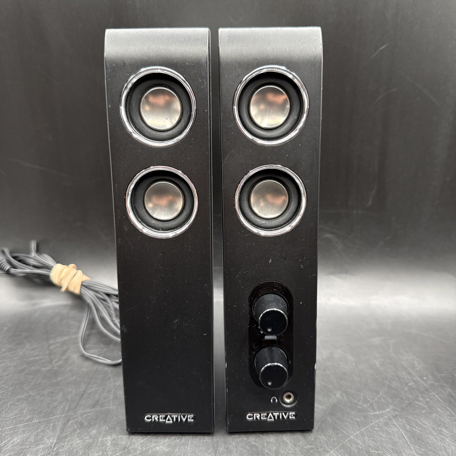 Creative I-Trigue 2200 2.0 Channel Wired AC Powered Speakers ONLY Black/Silver