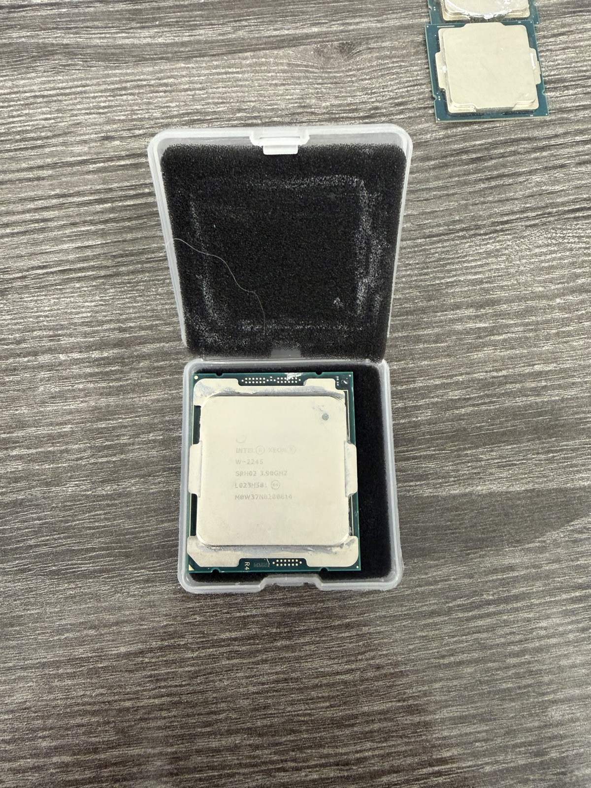 Intel Xeon W-2245 3.90Ghz 8 Core 16.5MB CPU Processor SRH02